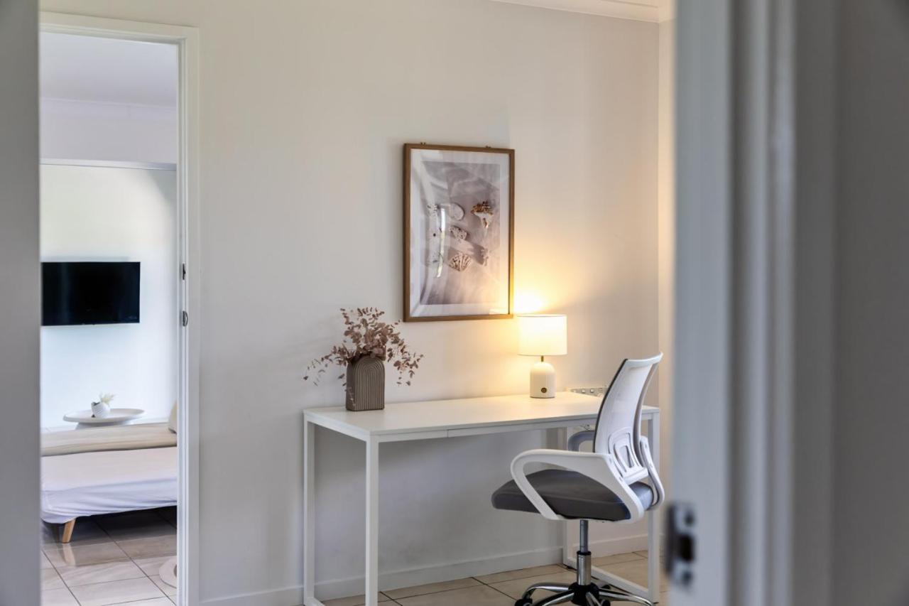 Broadbeach Waterfront Retreat