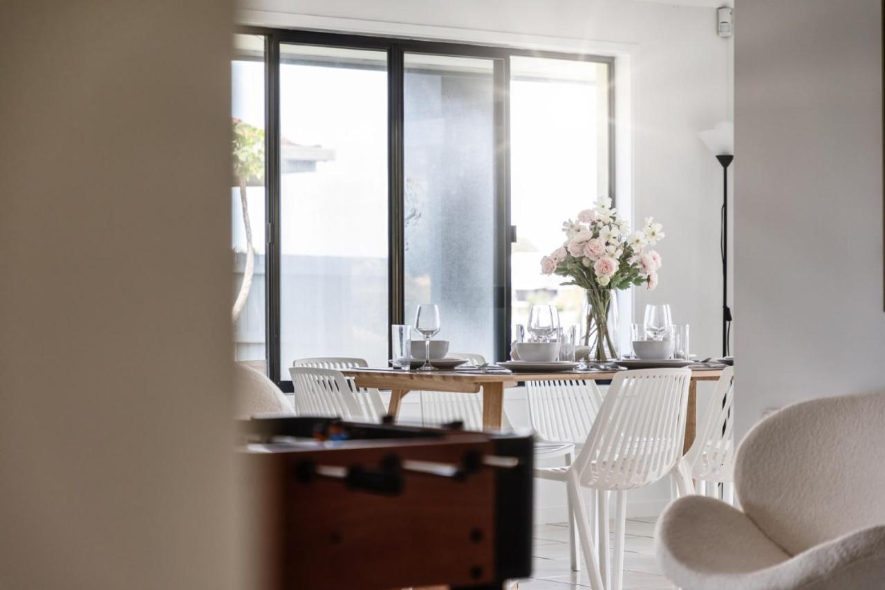 Broadbeach Waterfront Retreat