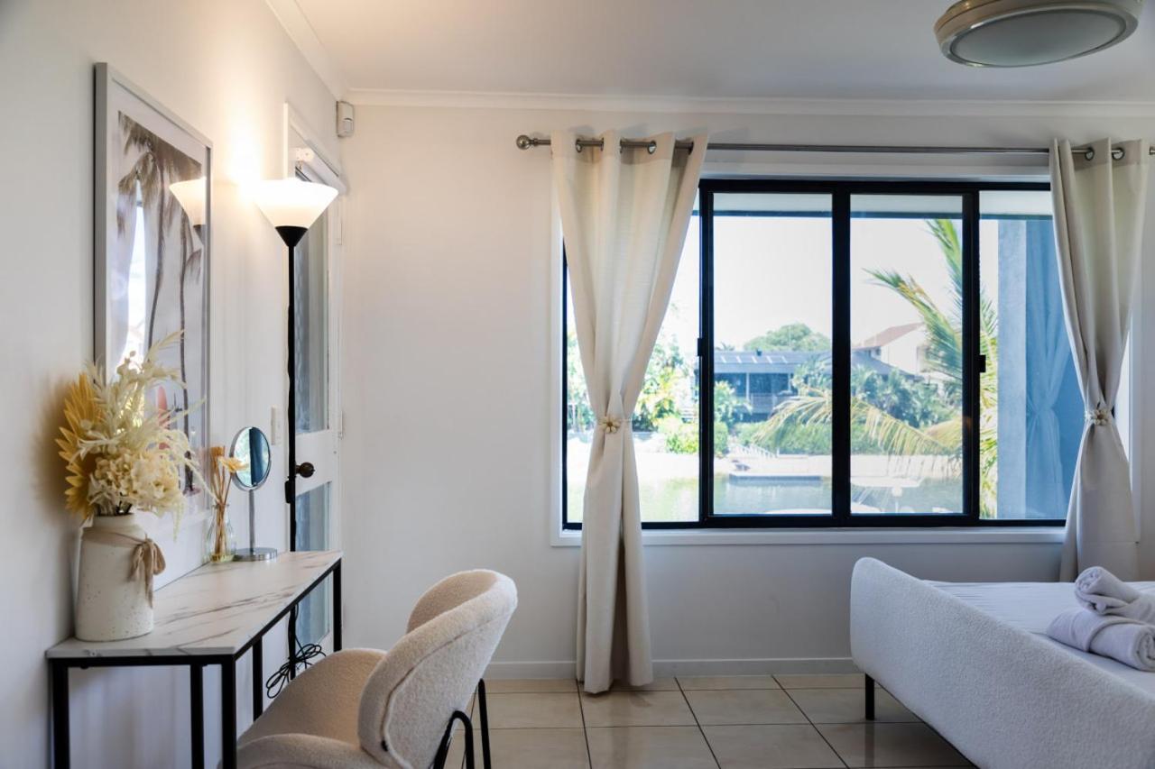 Broadbeach Waterfront Retreat