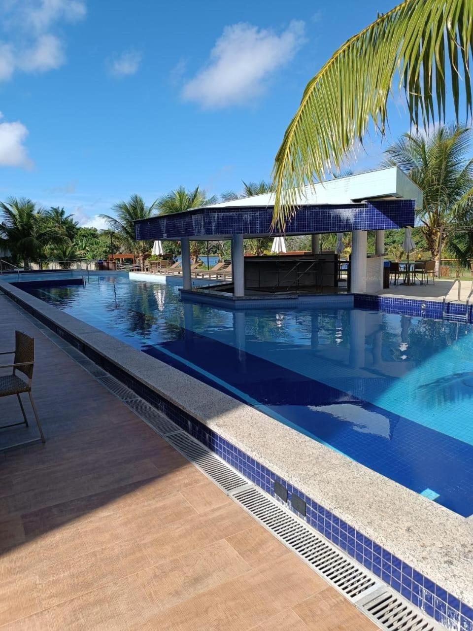 Apartamento em Guarajuba - Condomínio Paraíso dos Coqueiro