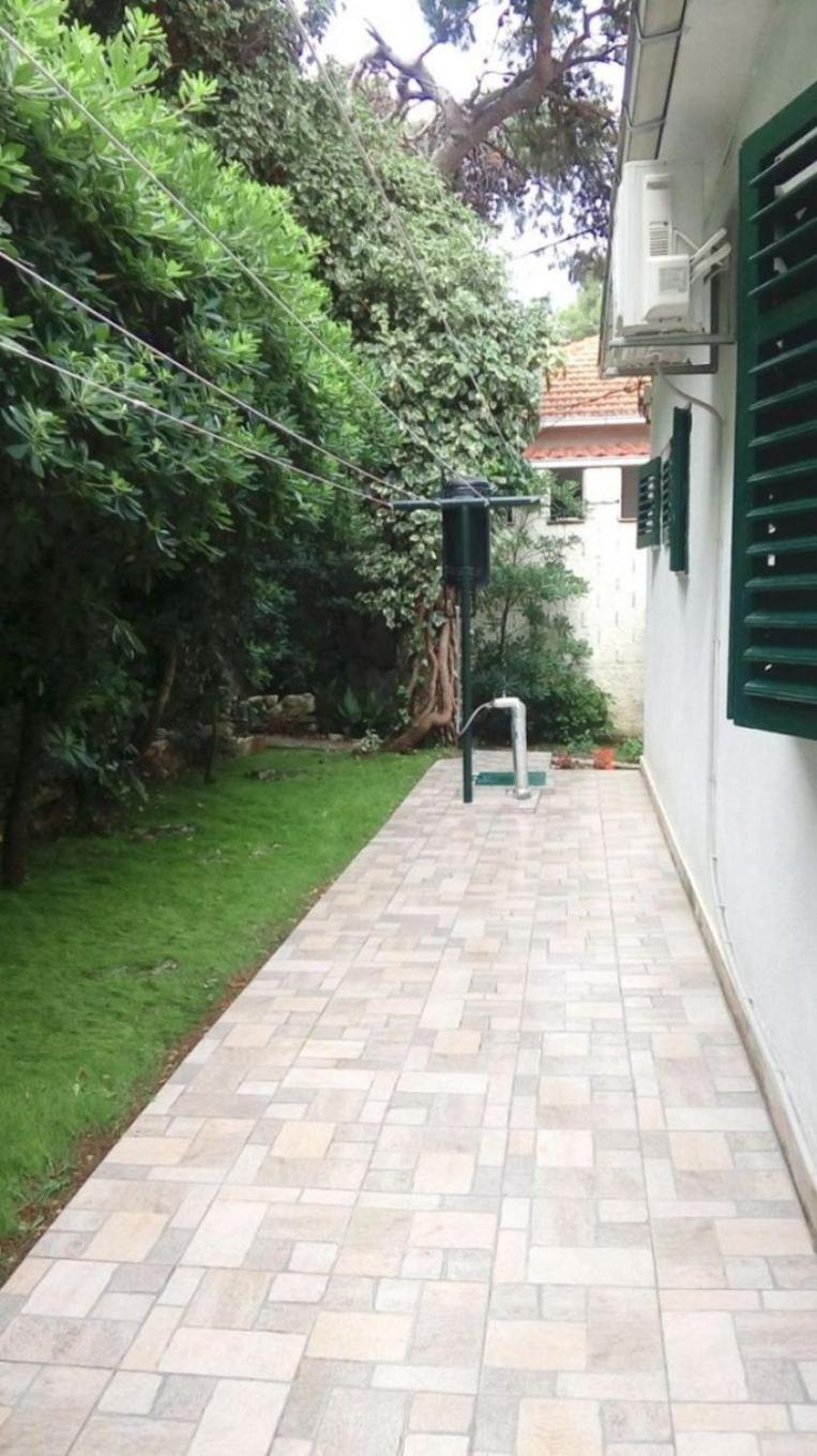 House Dragan view 5