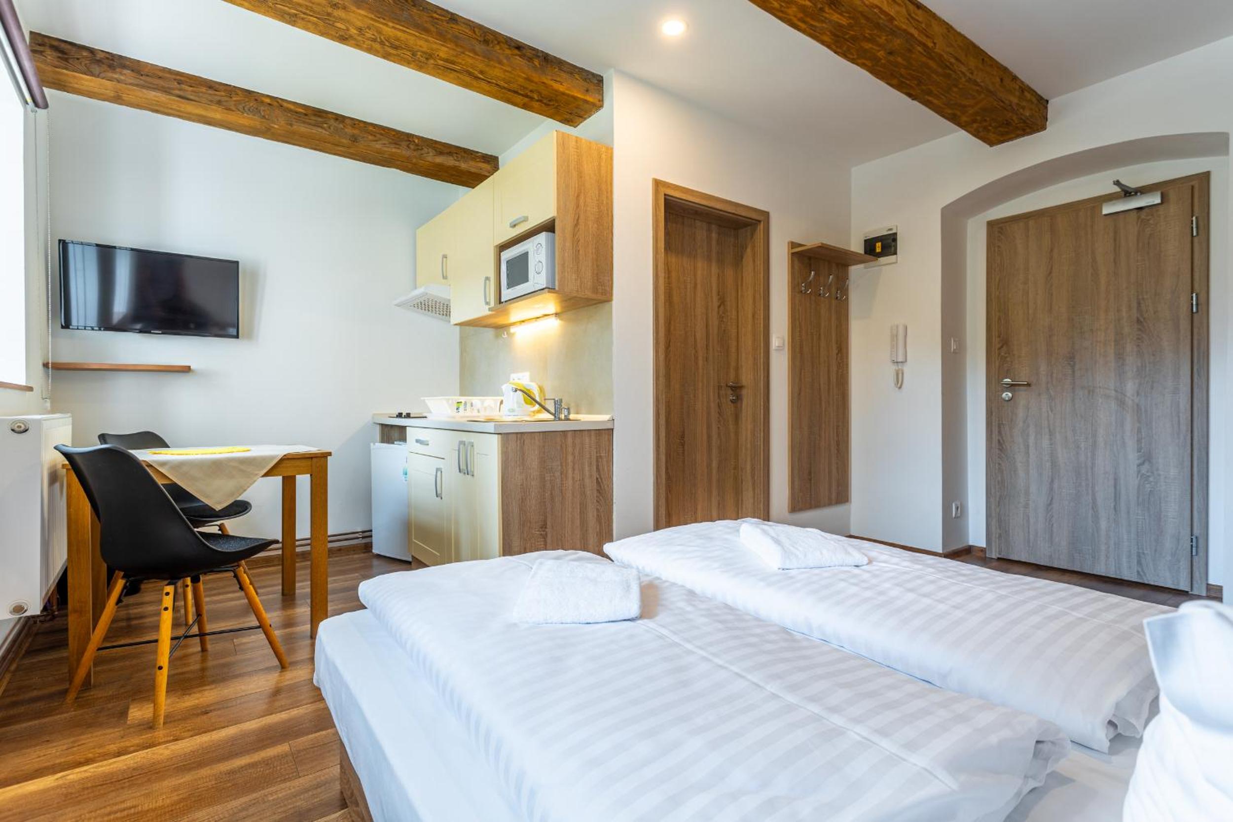 Houda Bouda - Penzion & Apartmány