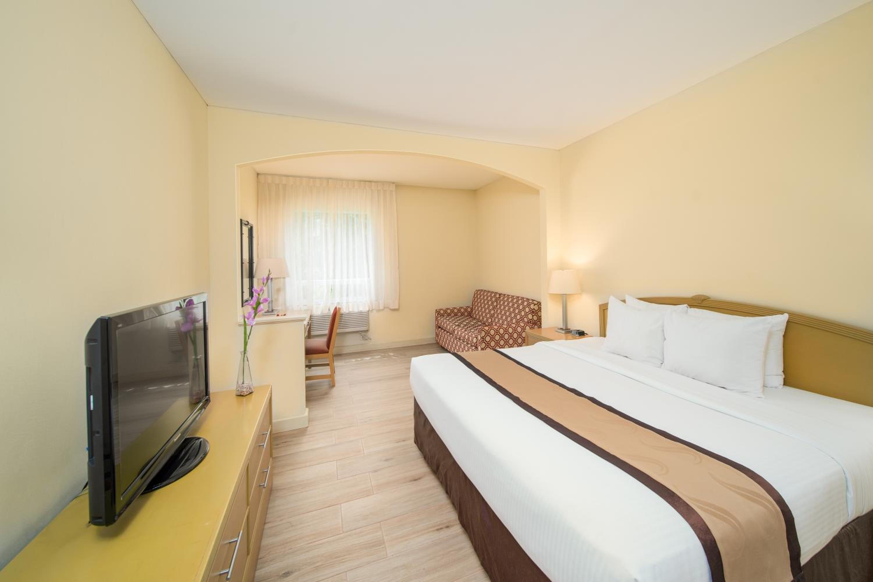 Quality Hotel Real Aeropuerto San Salvador