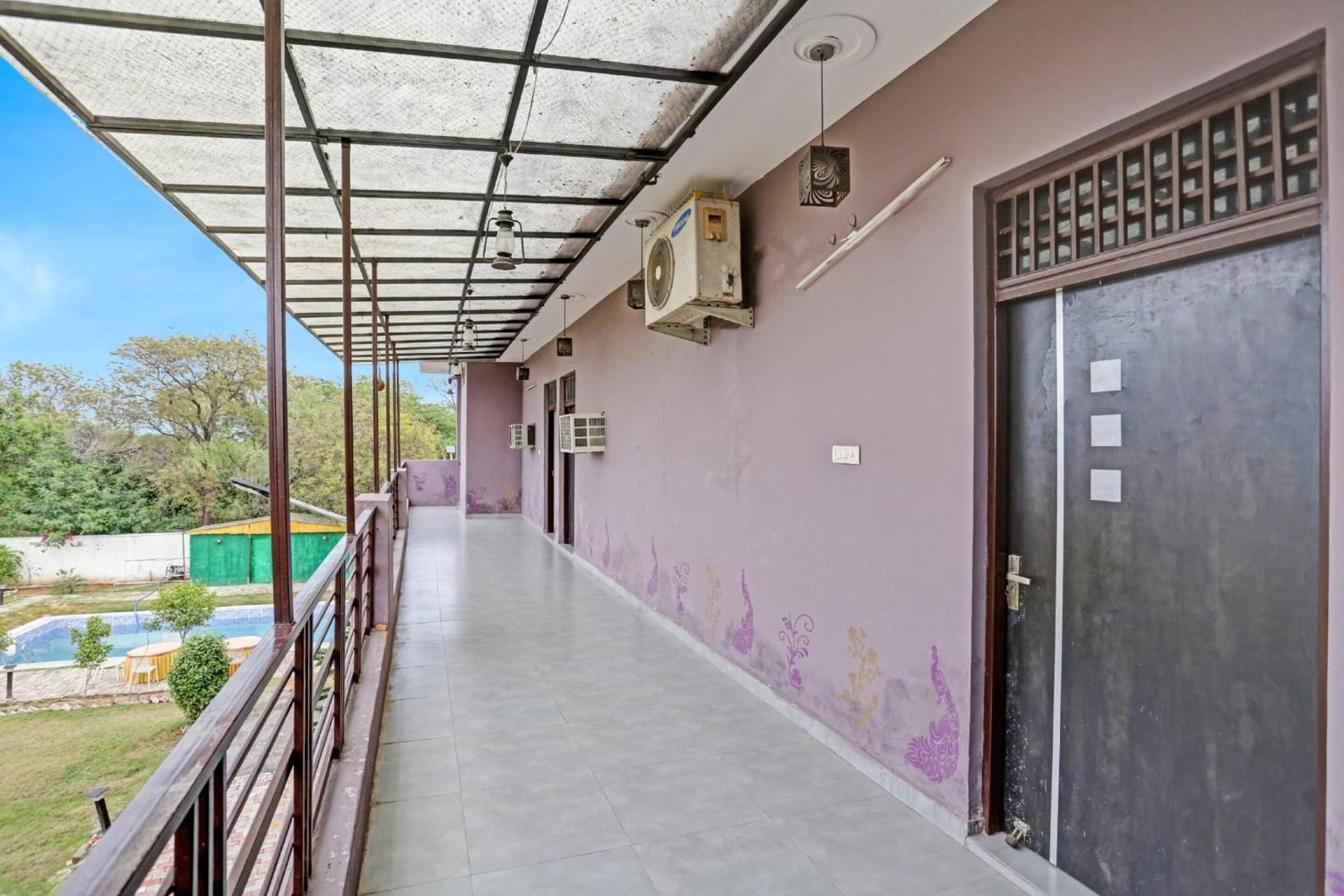 Hotel O Sehgal Farms view 4