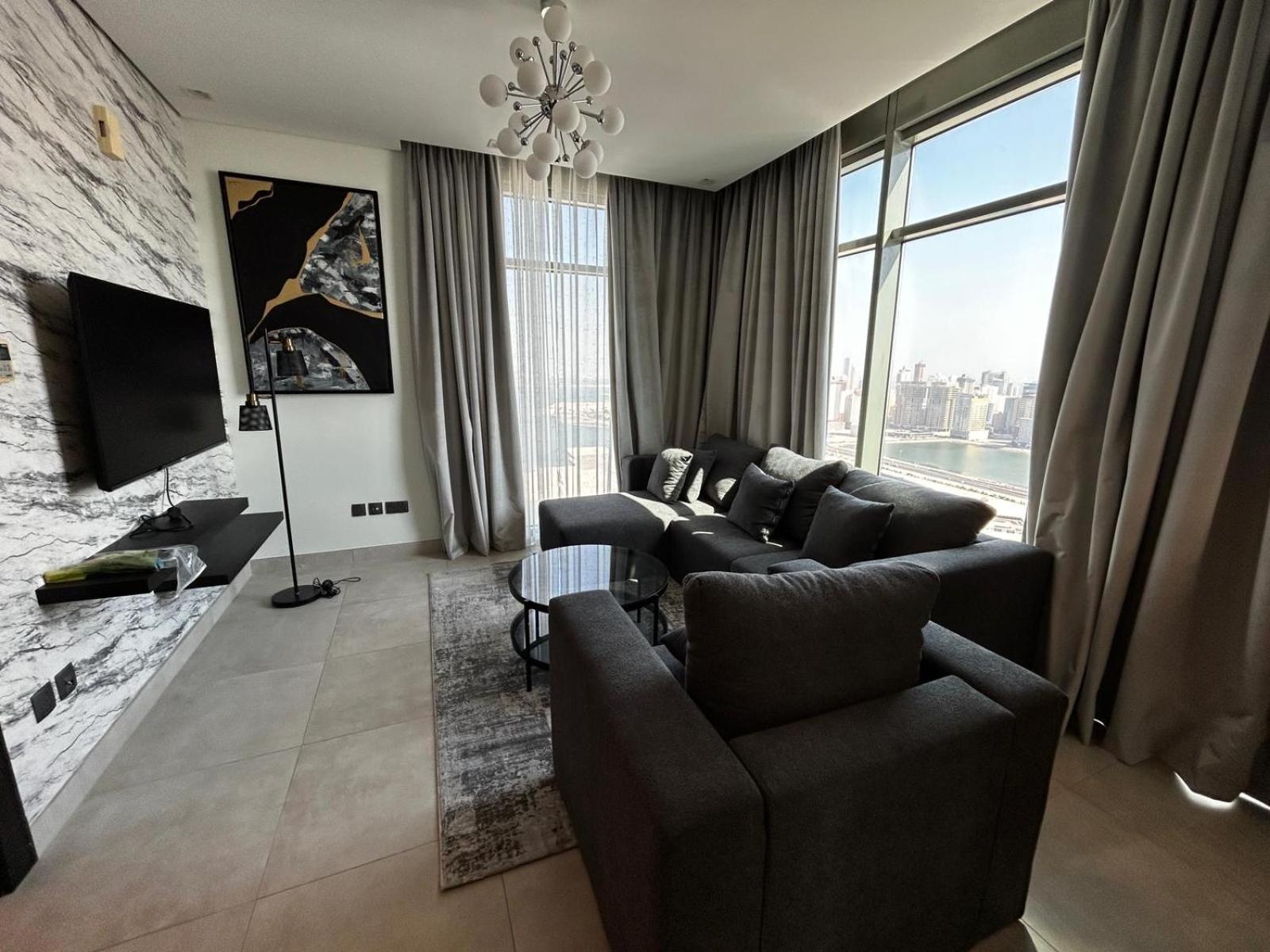 Holiday Homes- Apartment