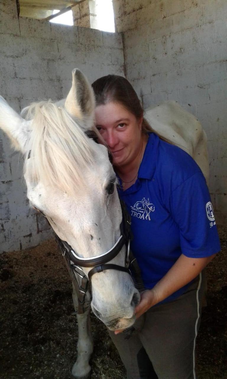 Hospede-se dentro de um Haras