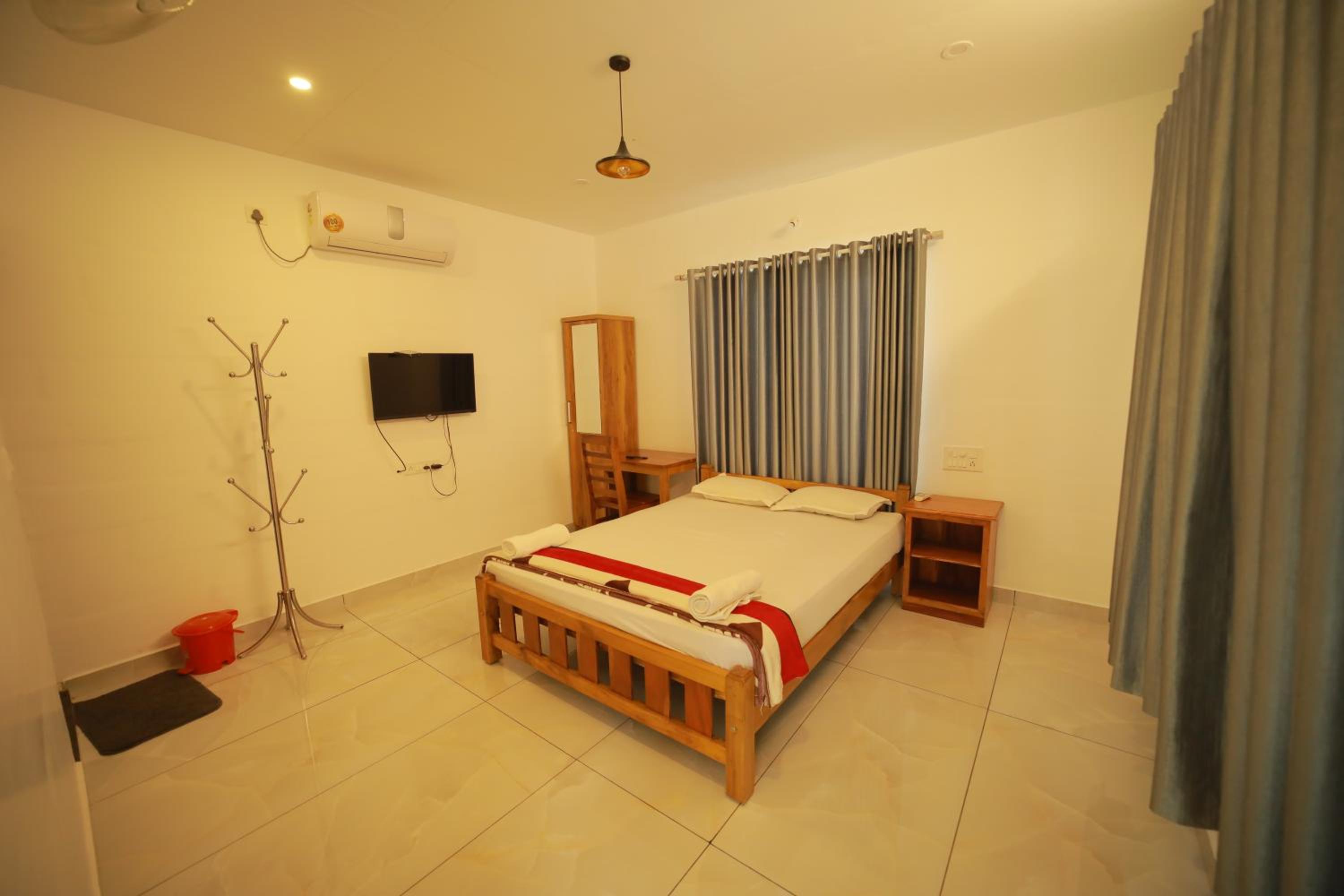 Prakruthi Residency Munroeisland