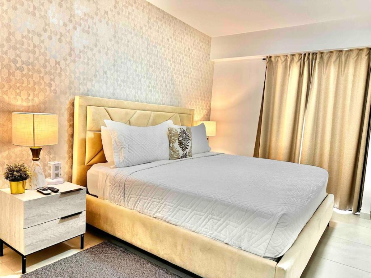 Comfy 2BR City Center Condo view 4