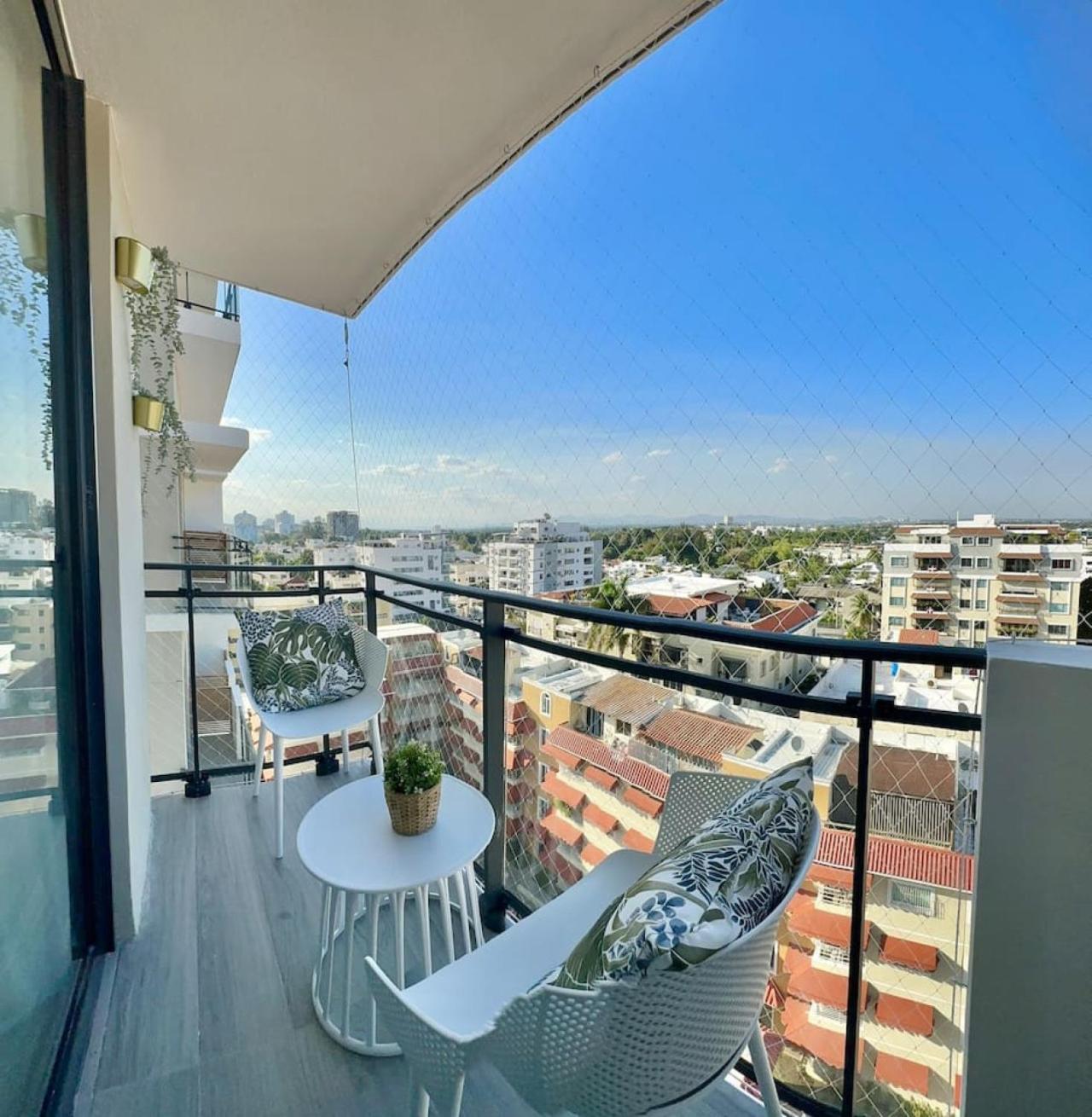 Comfy 2BR City Center Condo view 3