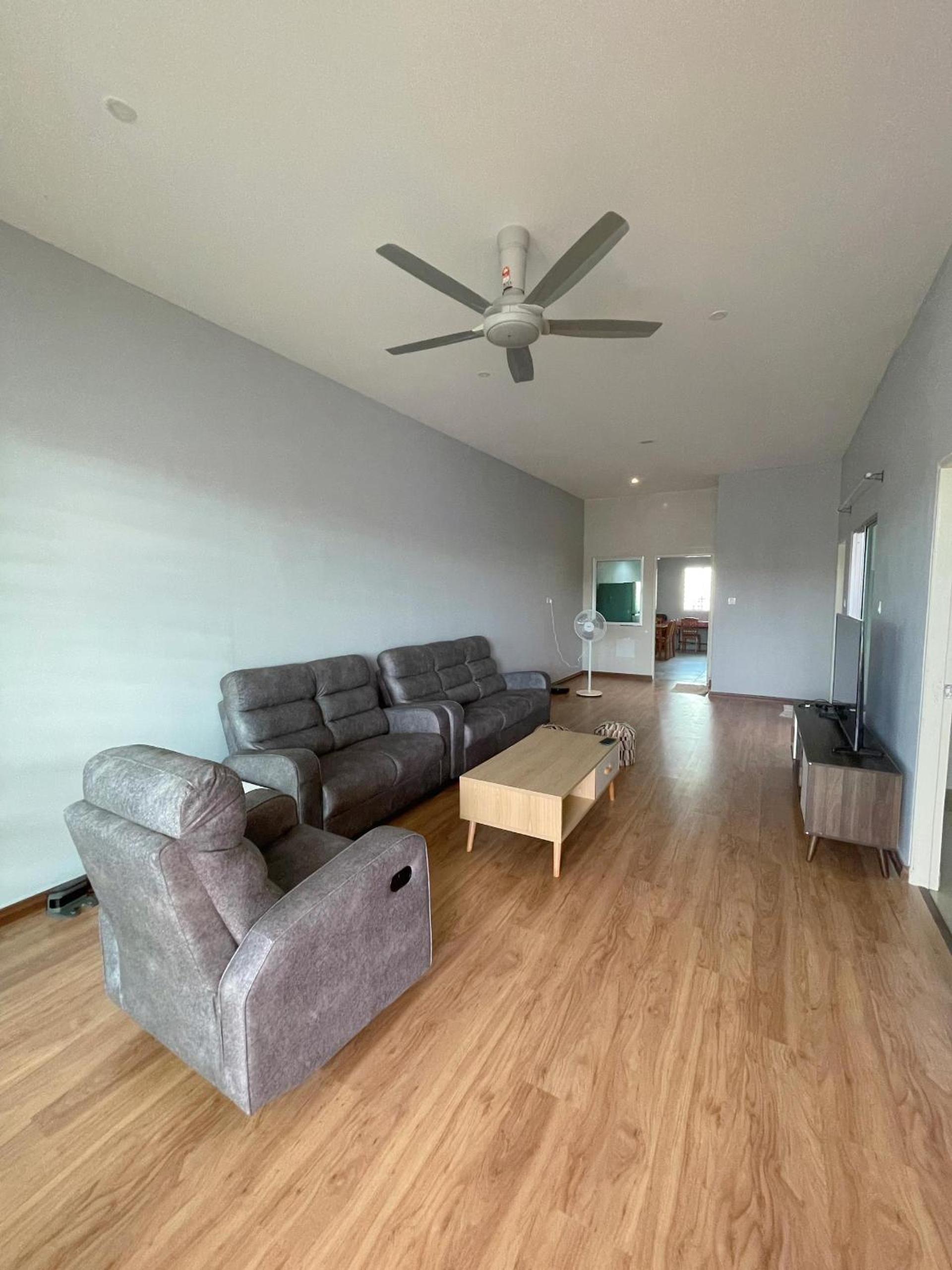 Best in Miri Chill Chill Homestay 5-12 pax photo 1