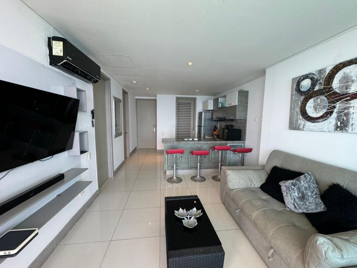 Empire Presidential Suite Private Jacuzzi