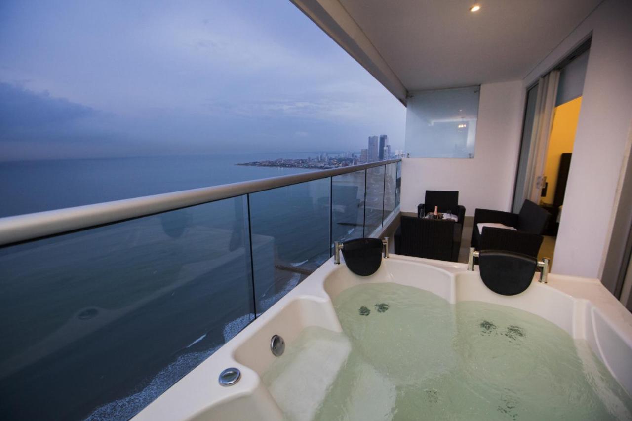 Empire Presidential Suite Private Jacuzzi