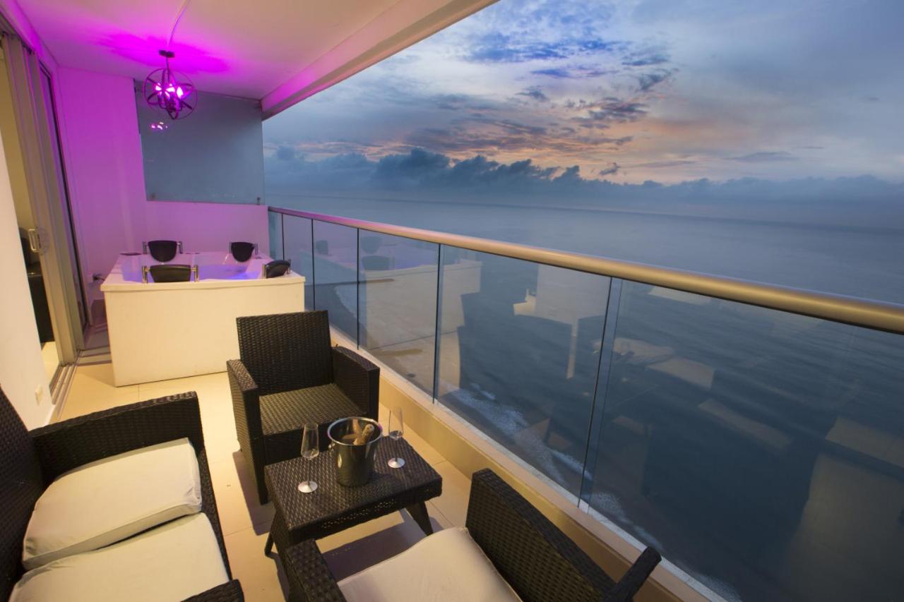 Empire Presidential Suite Private Jacuzzi