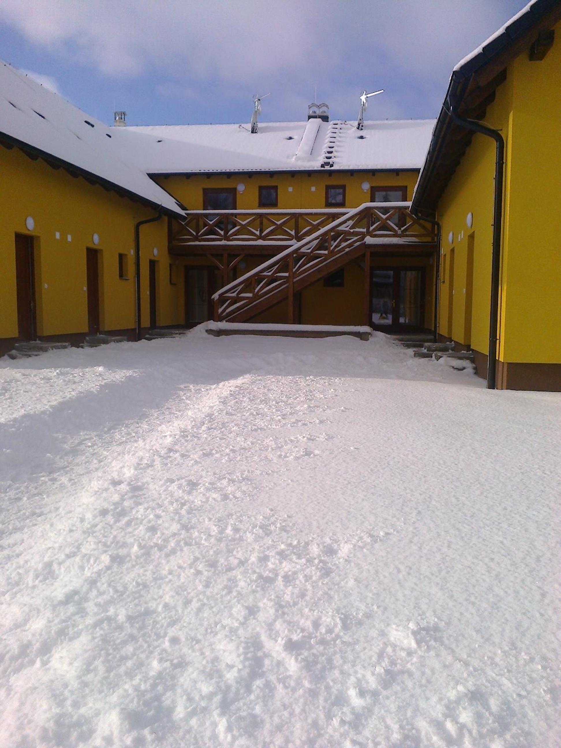 Apartmán s terasou a výhledem na jezero Lipno