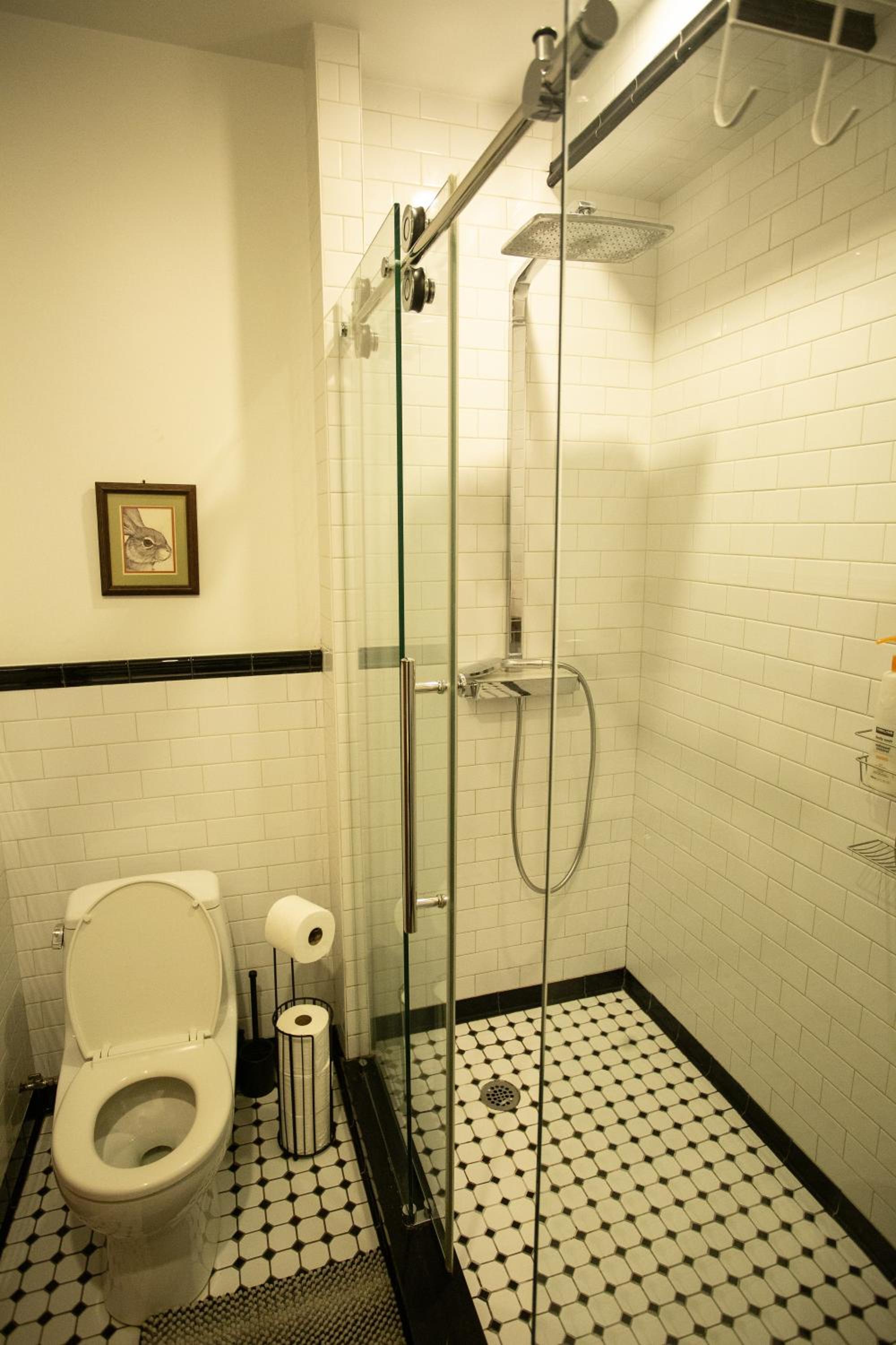 Luxury Downtown Montréal Apartment, 2 BR-2BA, Free Wifi
