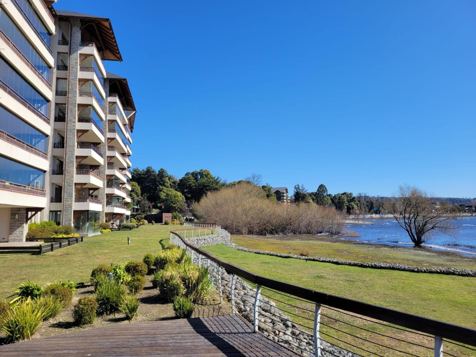 Departamento Frente al Lago