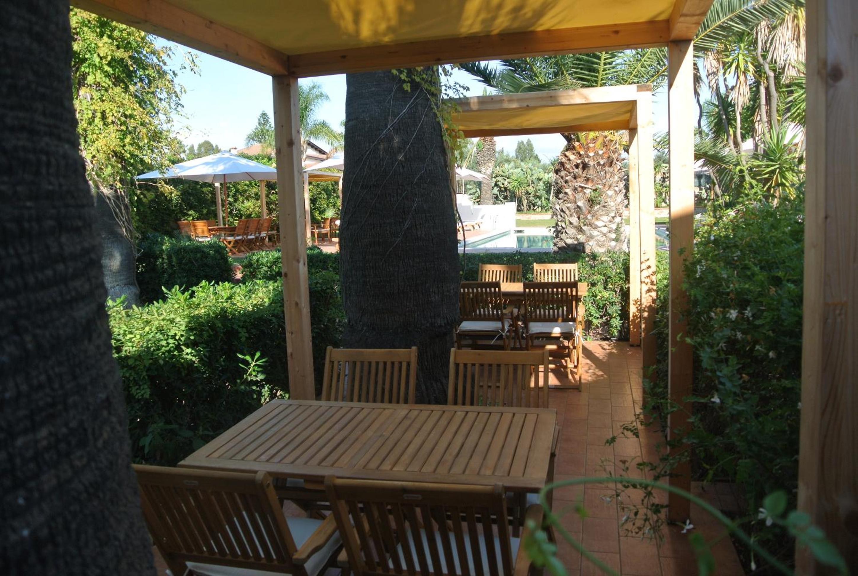 Villa Carlotta Resort