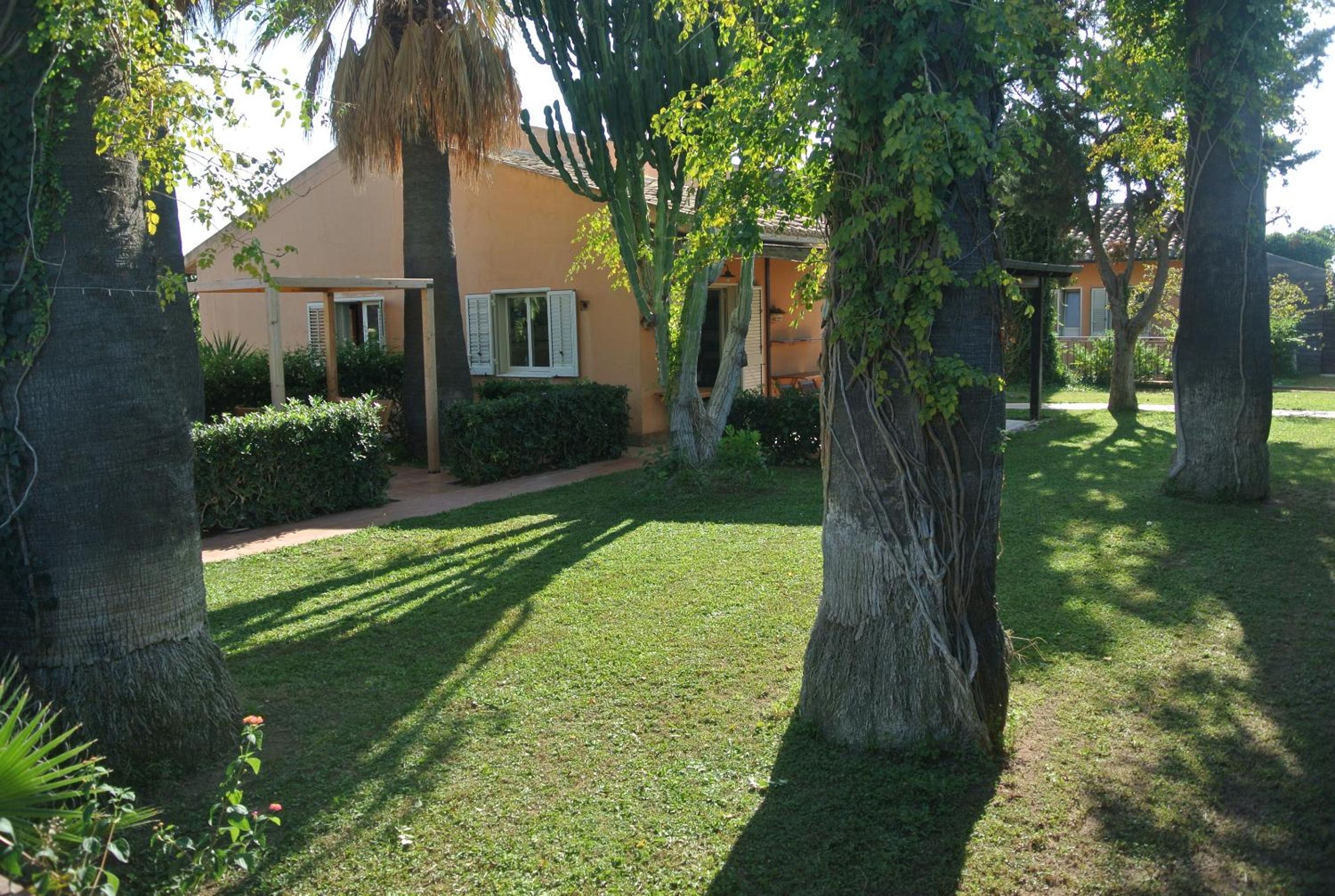 Villa Carlotta Resort
