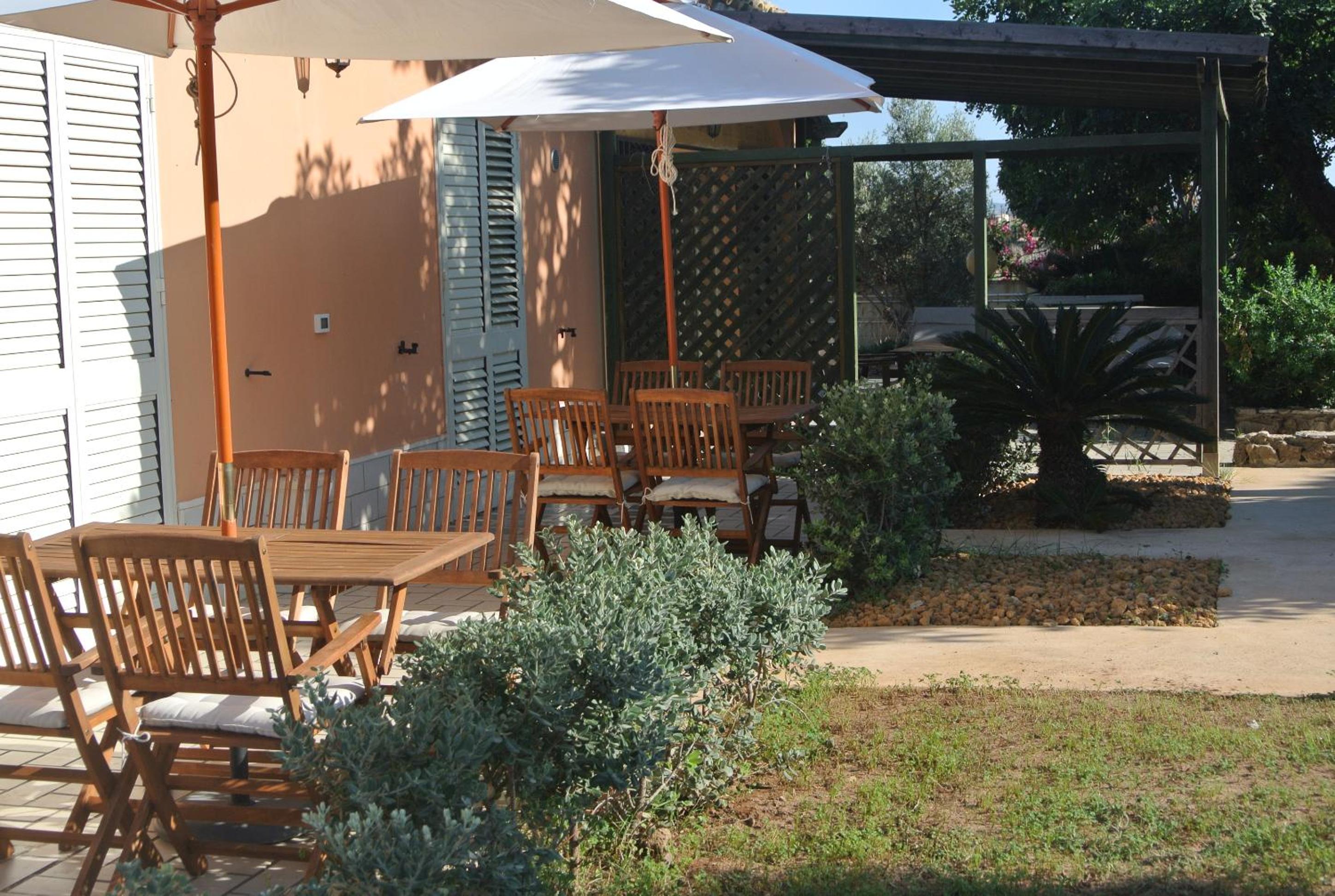 Villa Carlotta Resort