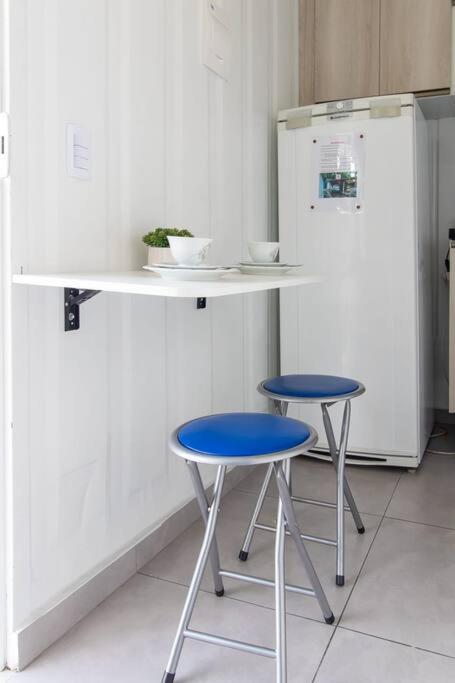Aconchegante Studio Container-CuritibaPR 150m-INC