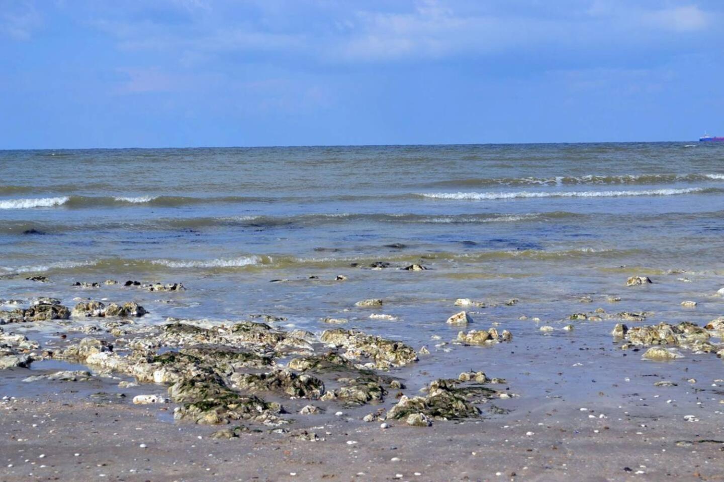 By The Bay - Mins to Margate & Beaches wParking view 3