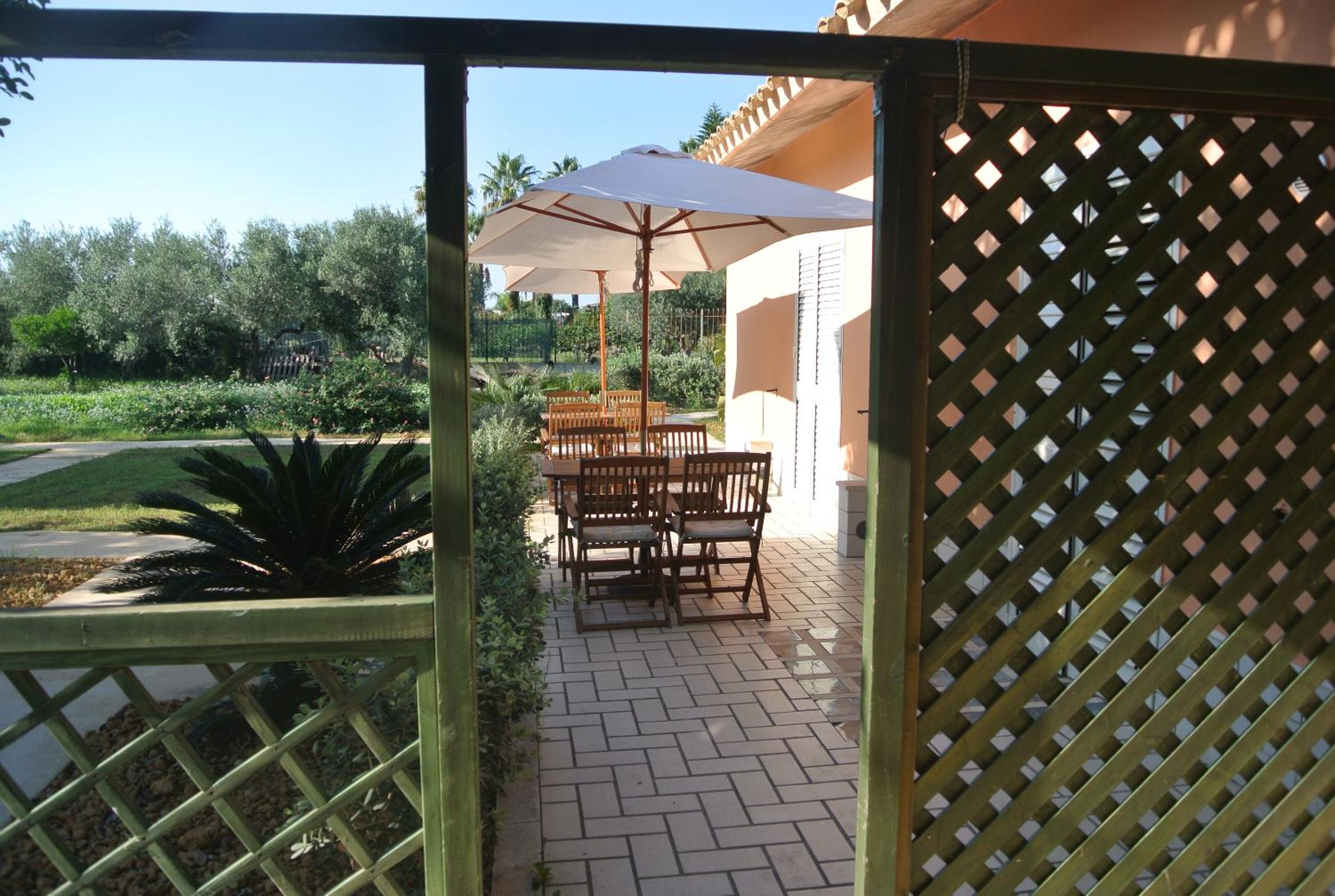 Villa Carlotta Resort