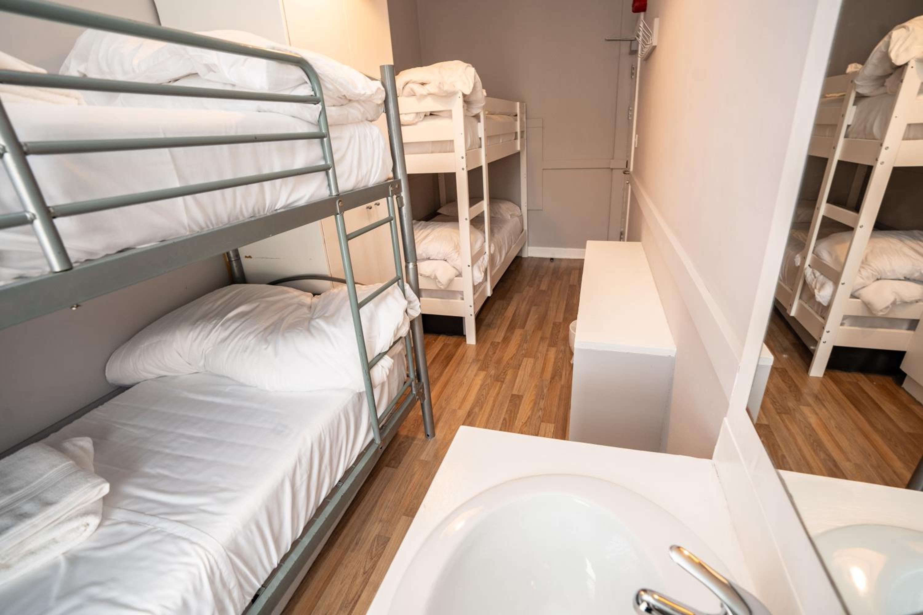 Talbot Street Guest House