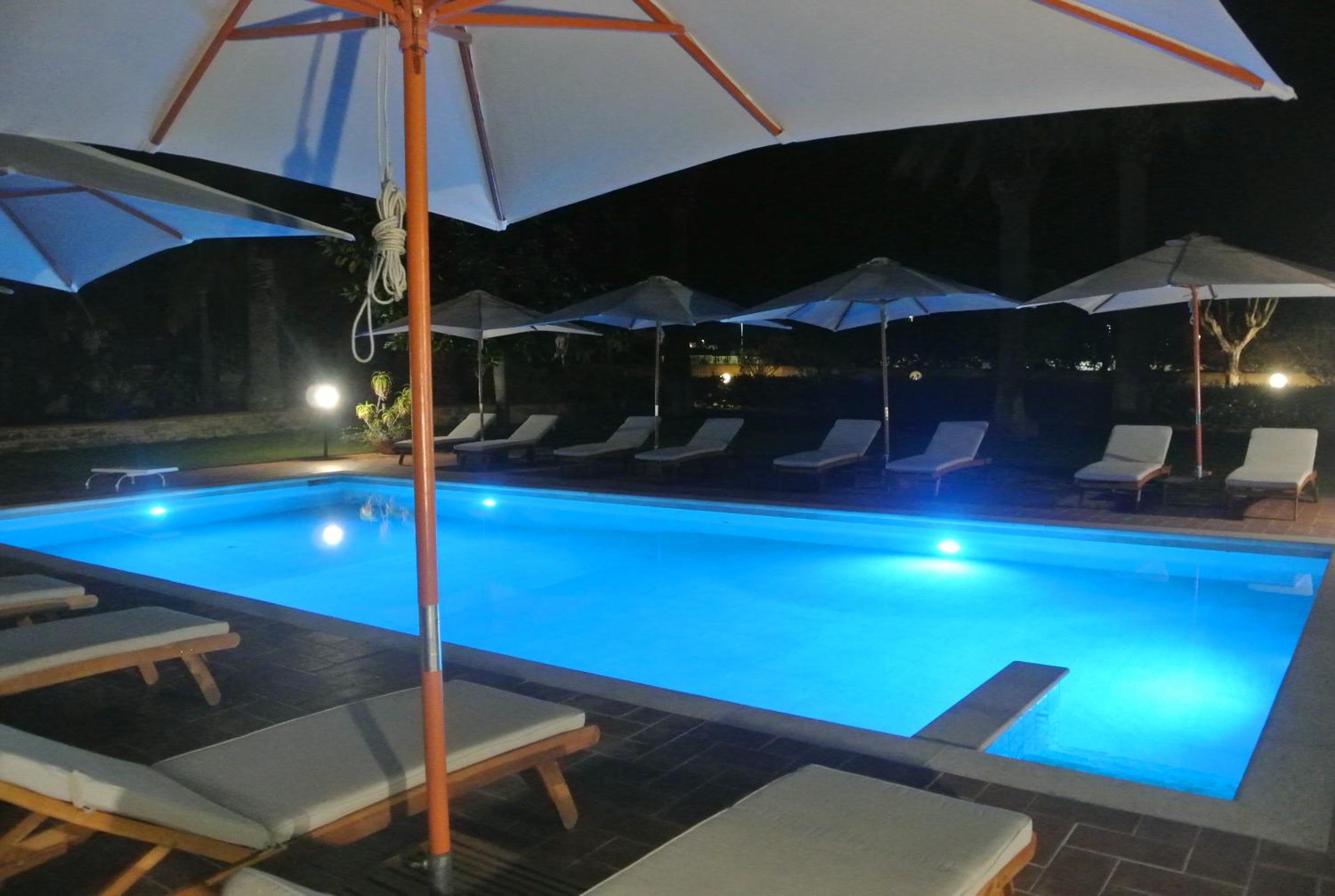 Villa Carlotta Resort