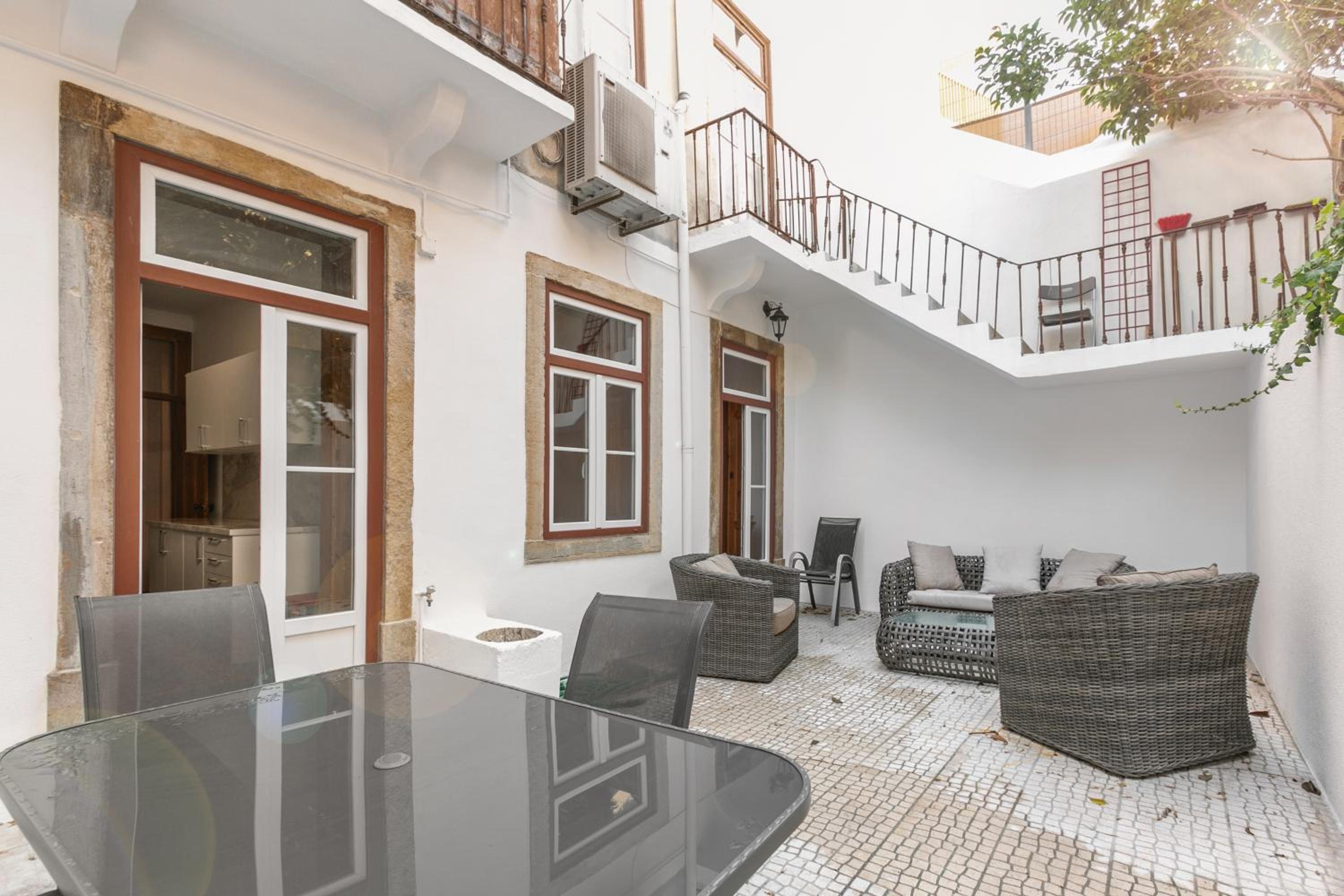 Lisbon Rentals Real