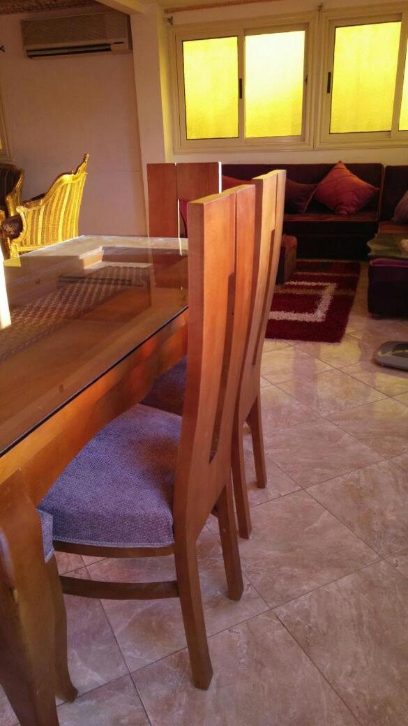 Spacious 3 bedroom Nile Apartment