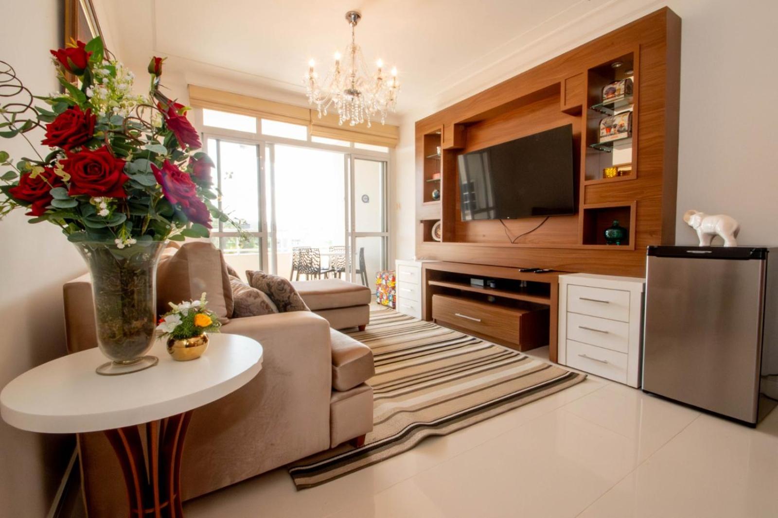 Floripa Jurerê Inter Colinas 4 qts 2 suites