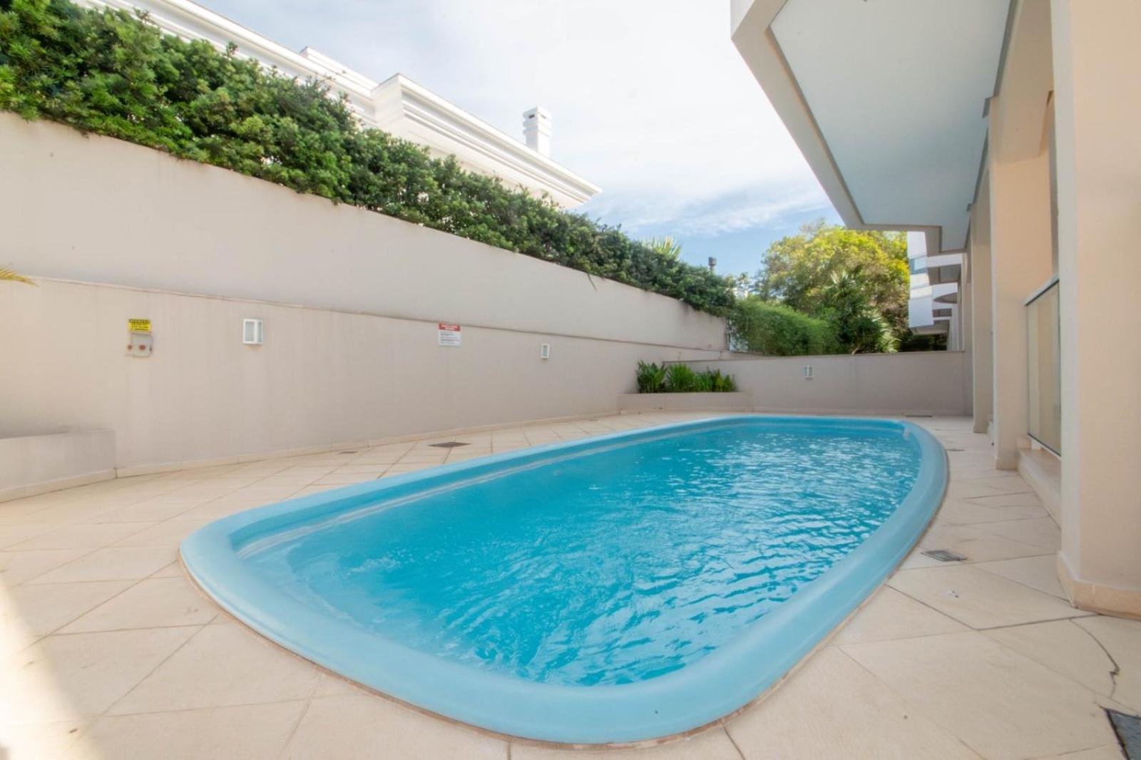 Floripa Jurerê Inter Colinas 4 qts 2 suites