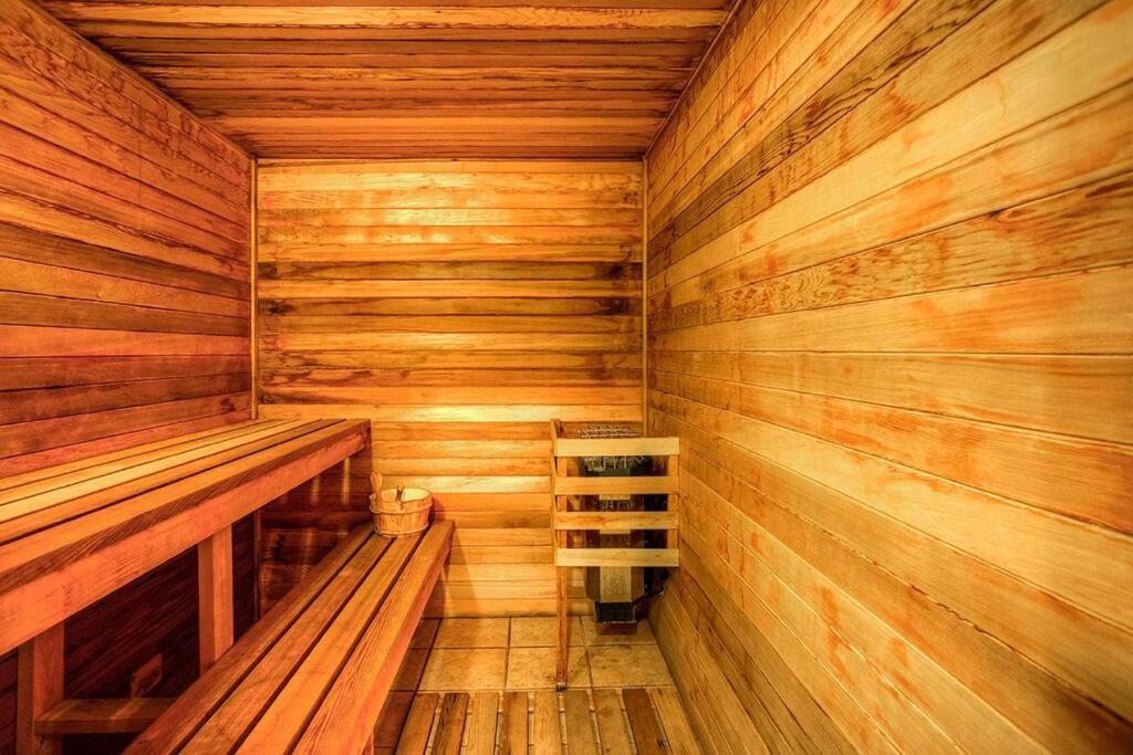 Chalet Amber Ski and Sauna Bliss