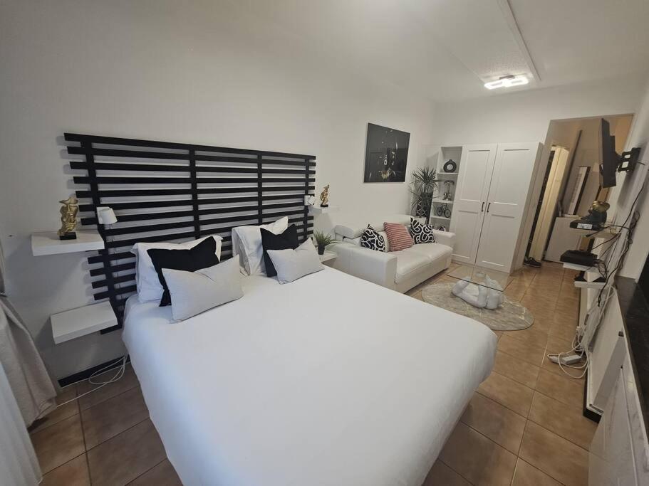 cosy studio concorde