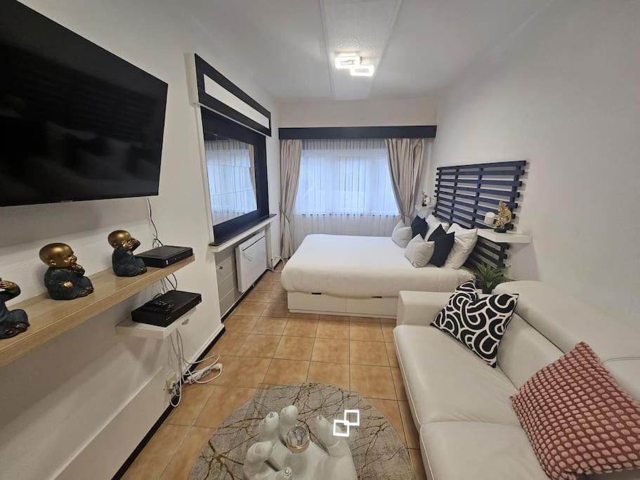cosy studio concorde