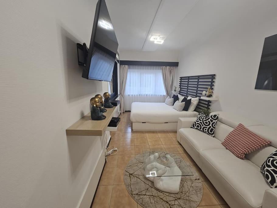 cosy studio concorde