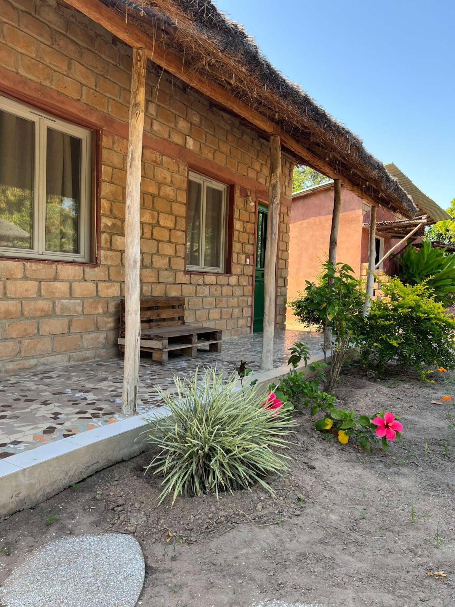 Photo 19