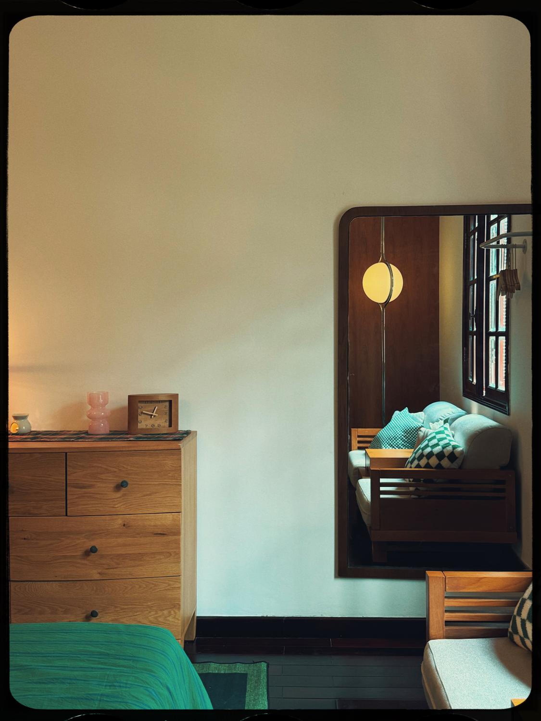 Smith Studio, Heart of Saigon