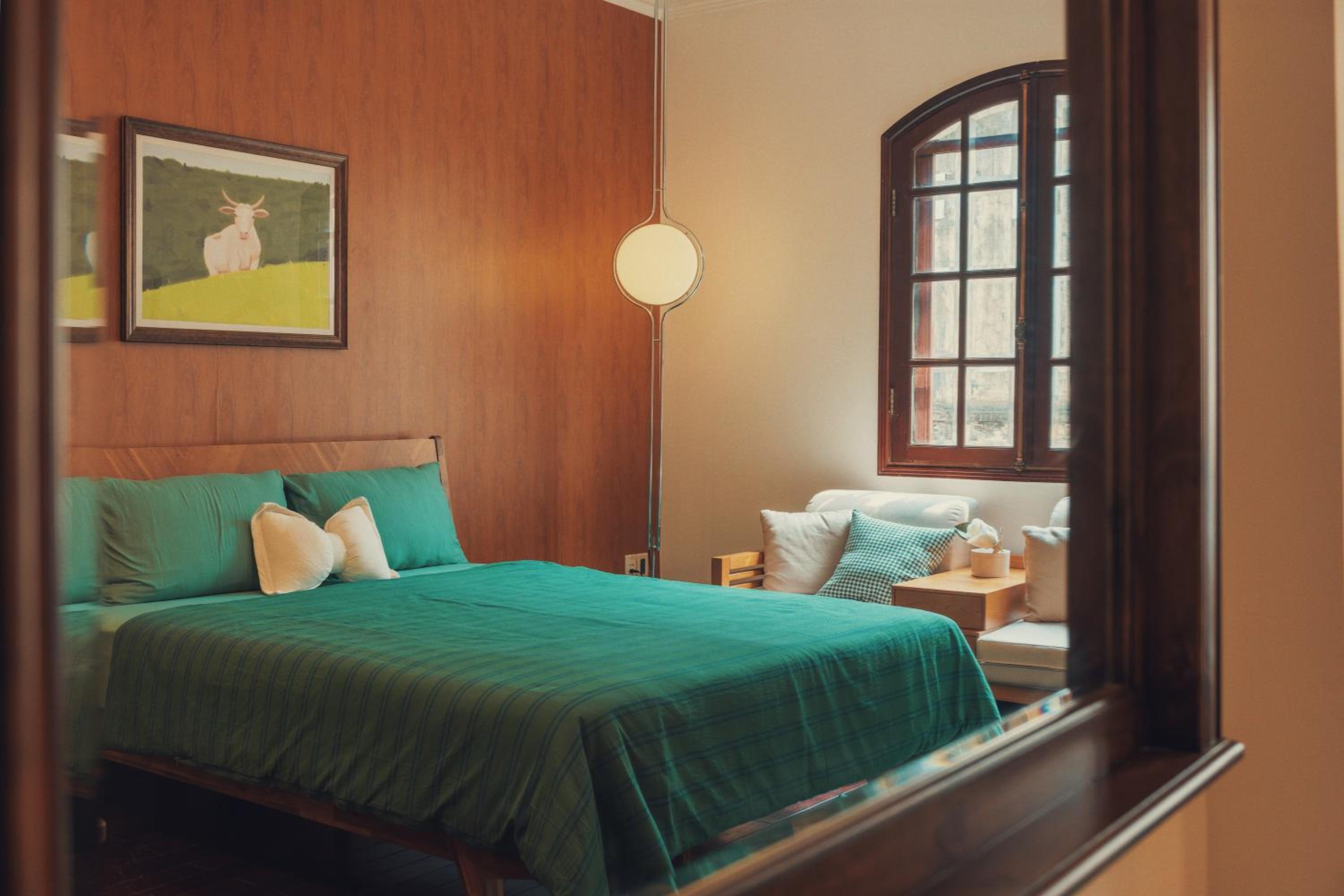 Smith Studio, Heart of Saigon