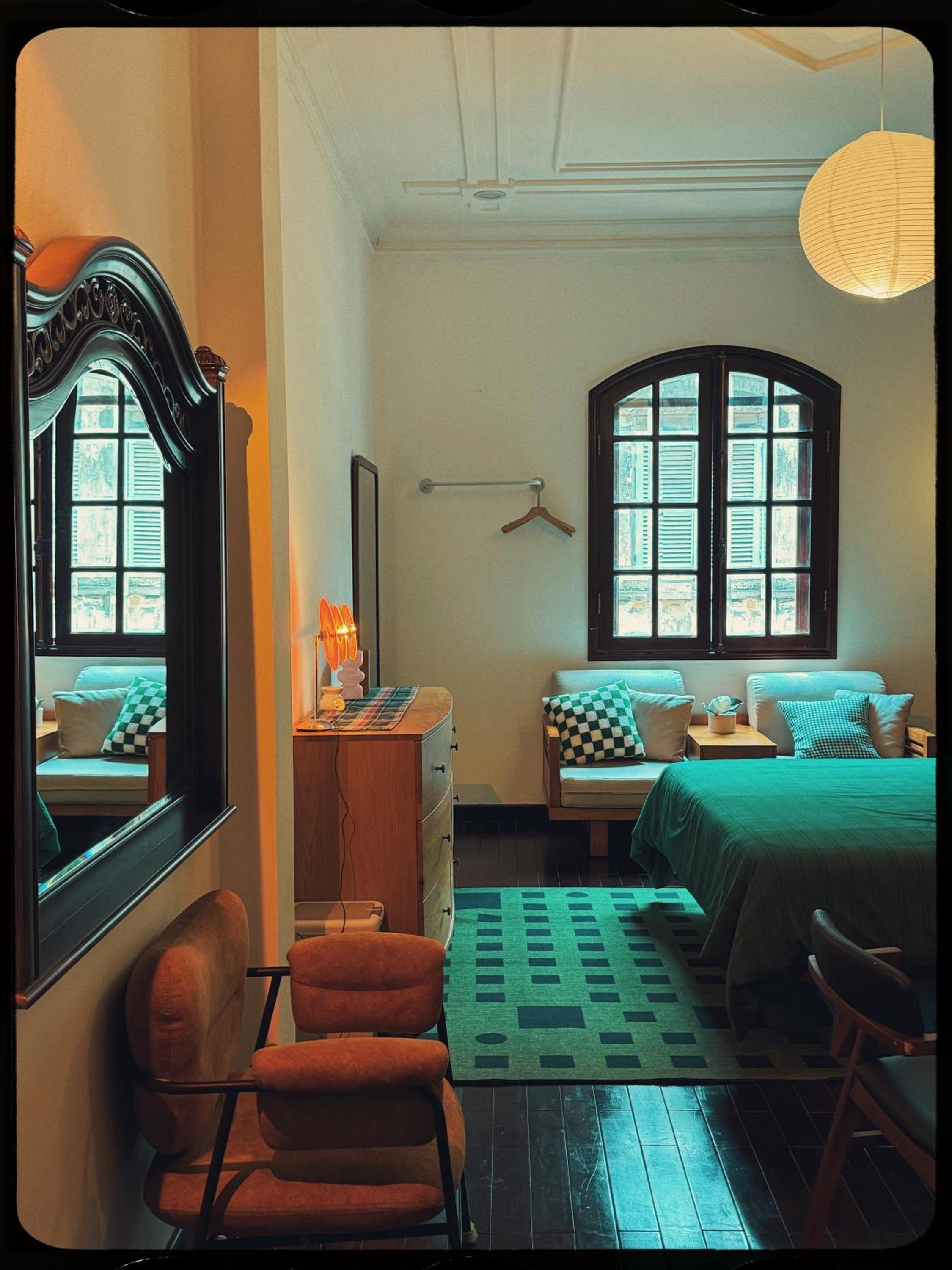 Smith Studio, Heart of Saigon