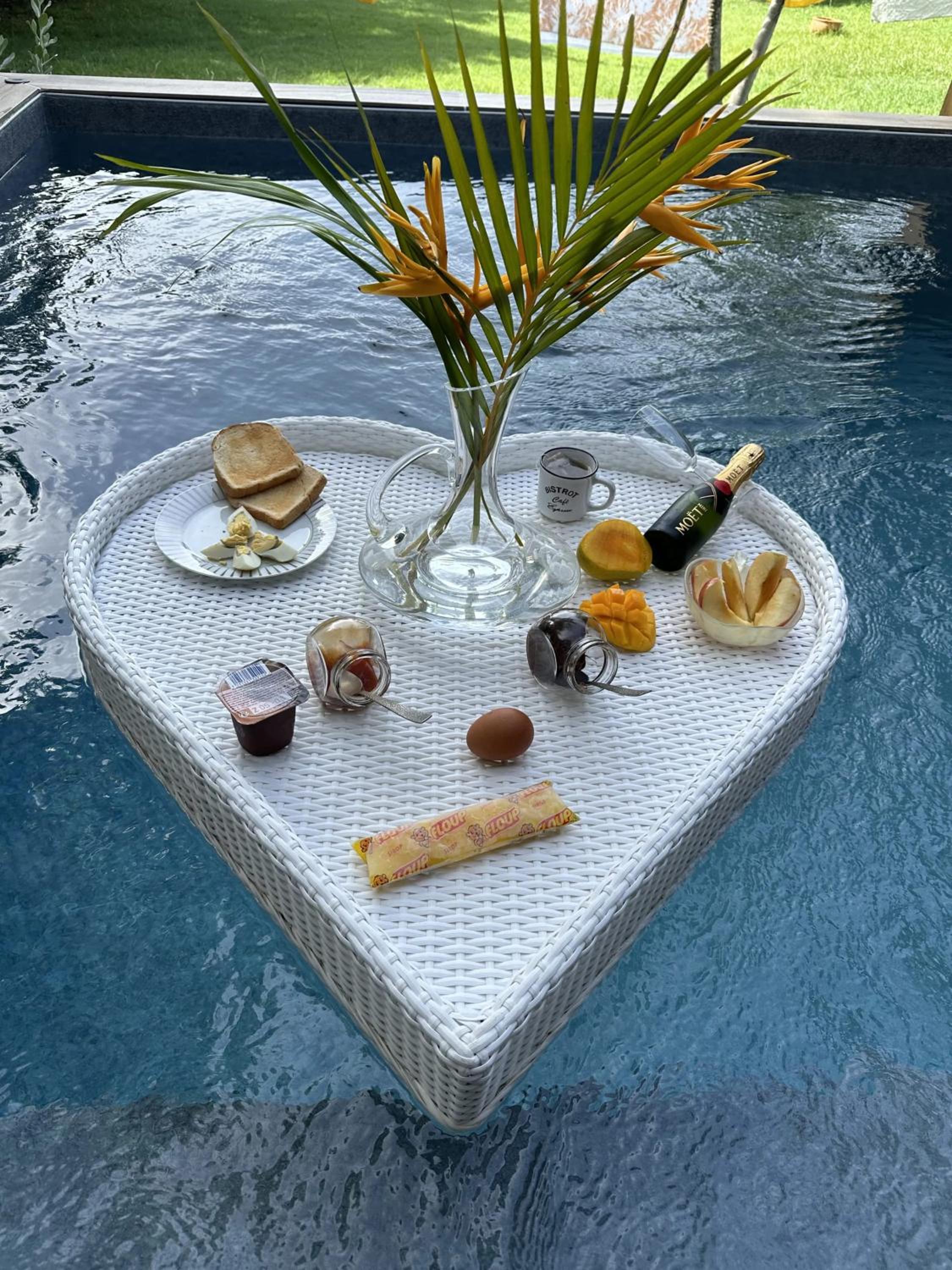 Bungalow romantique à Deshaies + piscine view 4