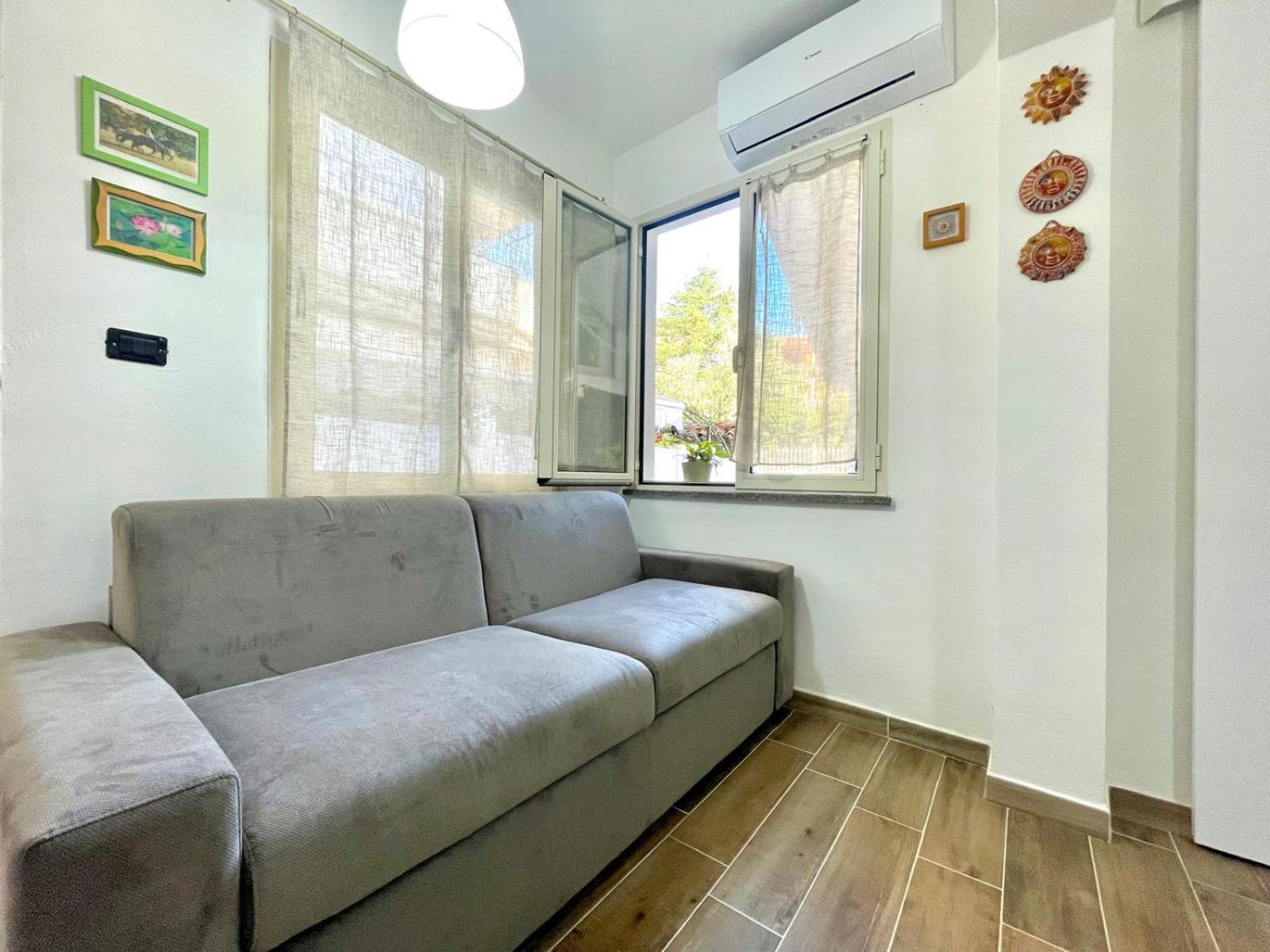 Teddy House Apartments
