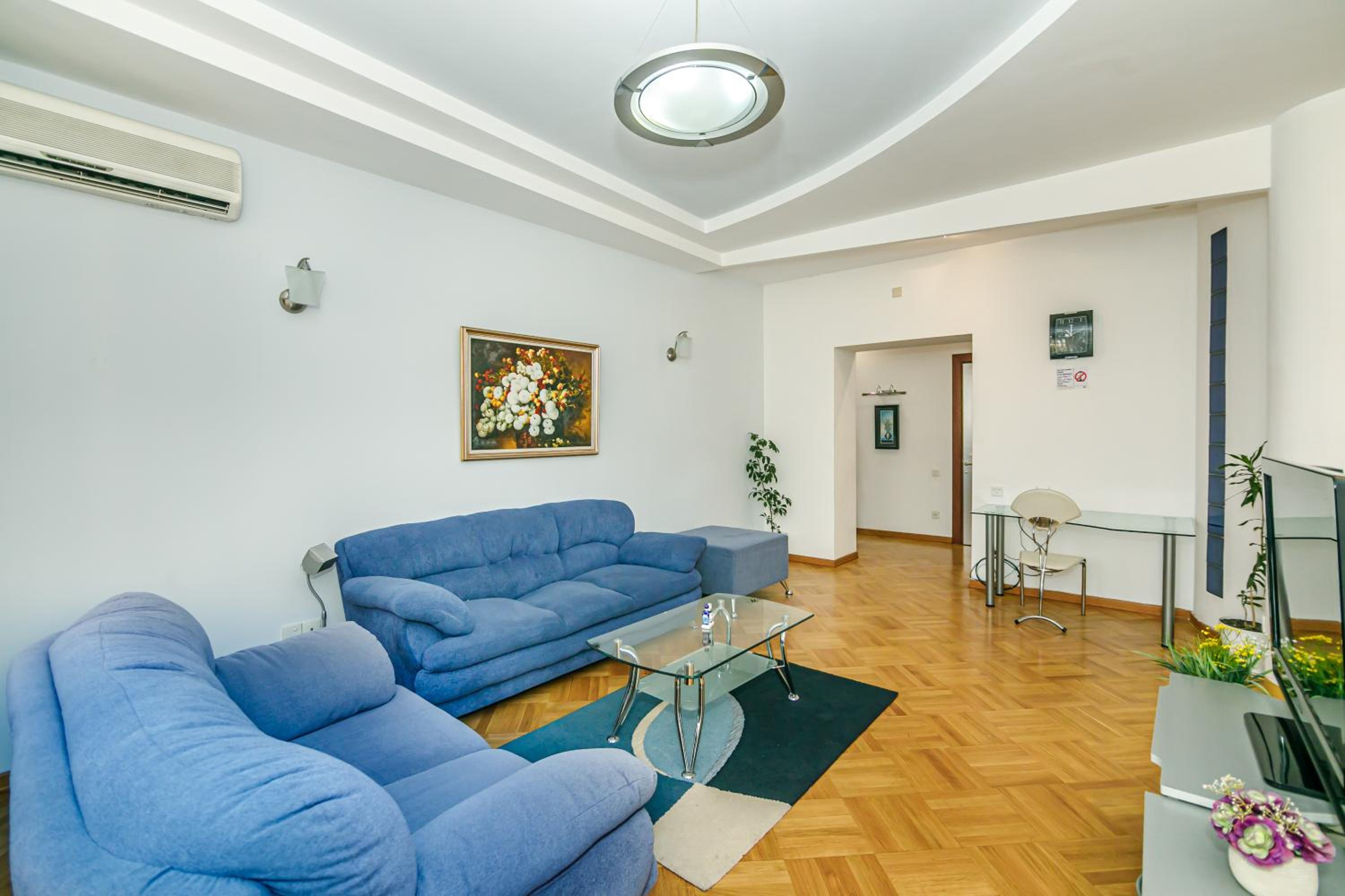 MAGNIUM Apartment in Nizami st