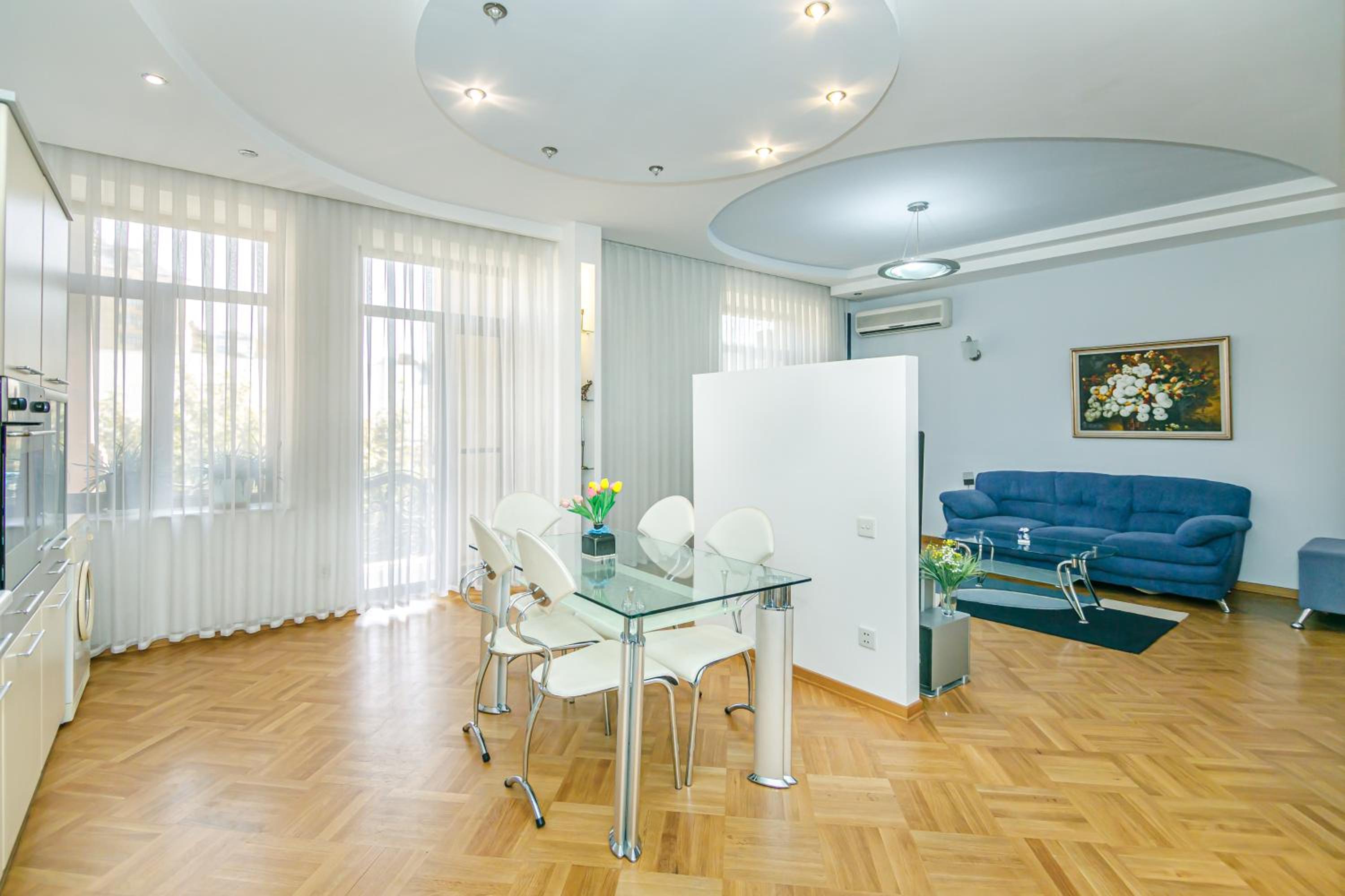MAGNIUM Apartment in Nizami st