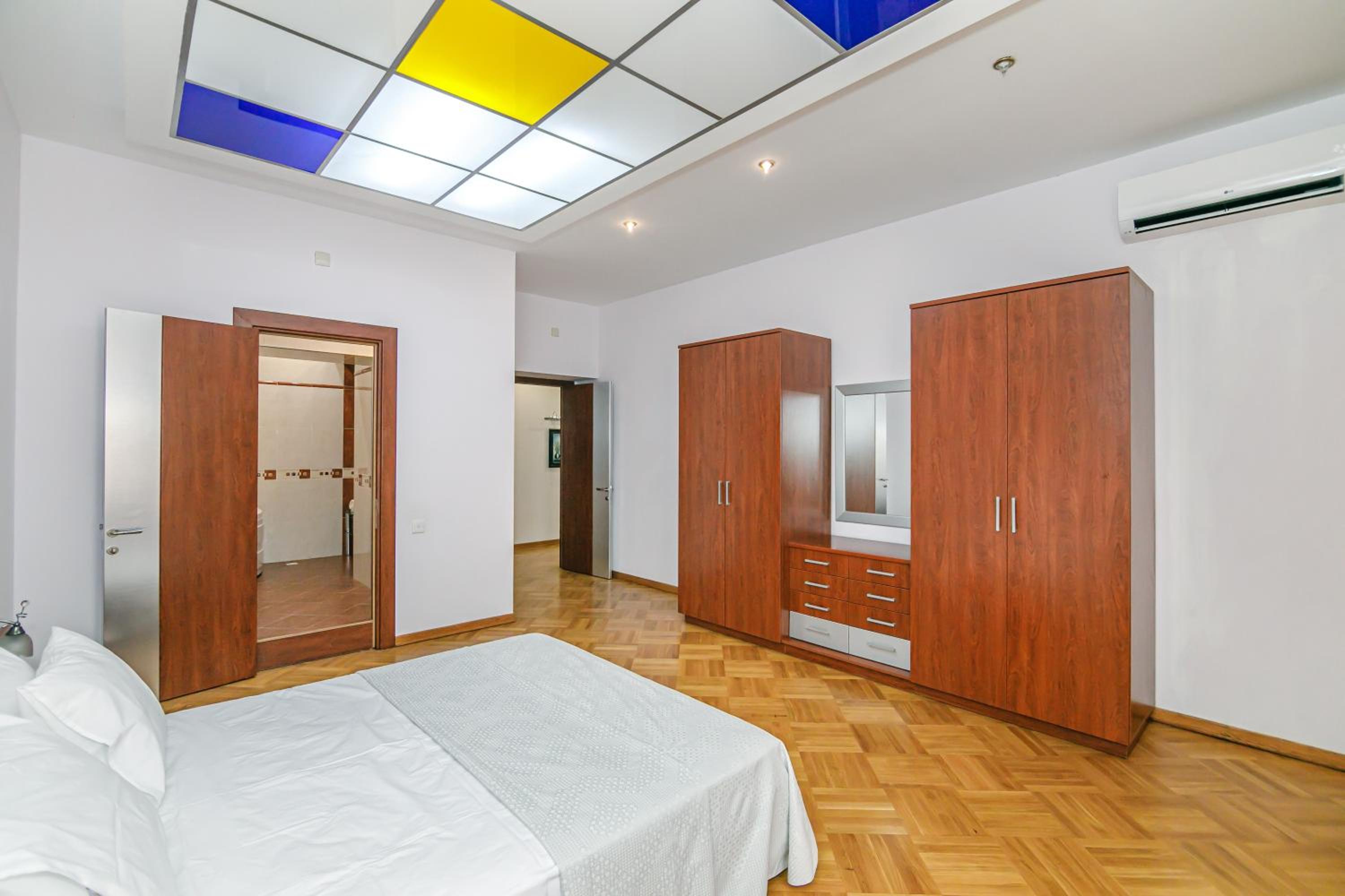 MAGNIUM Apartment in Nizami st