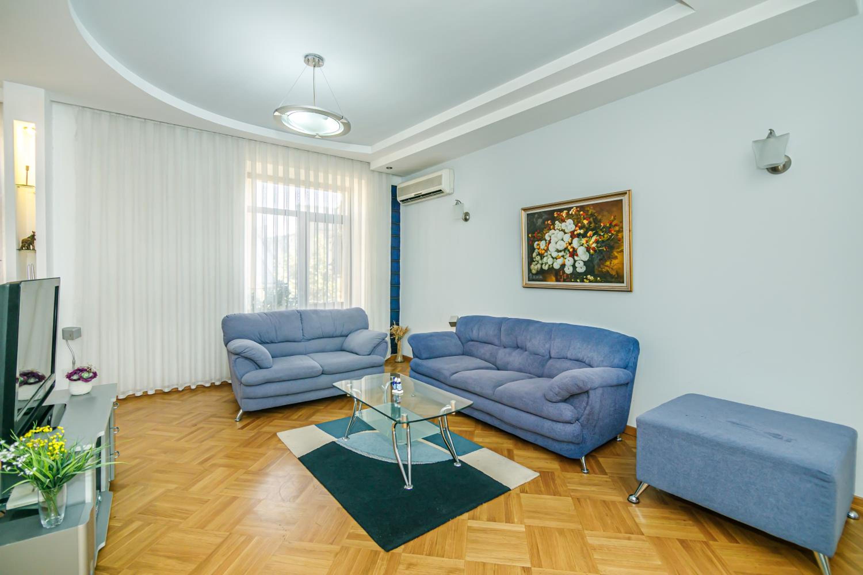MAGNIUM Apartment in Nizami st