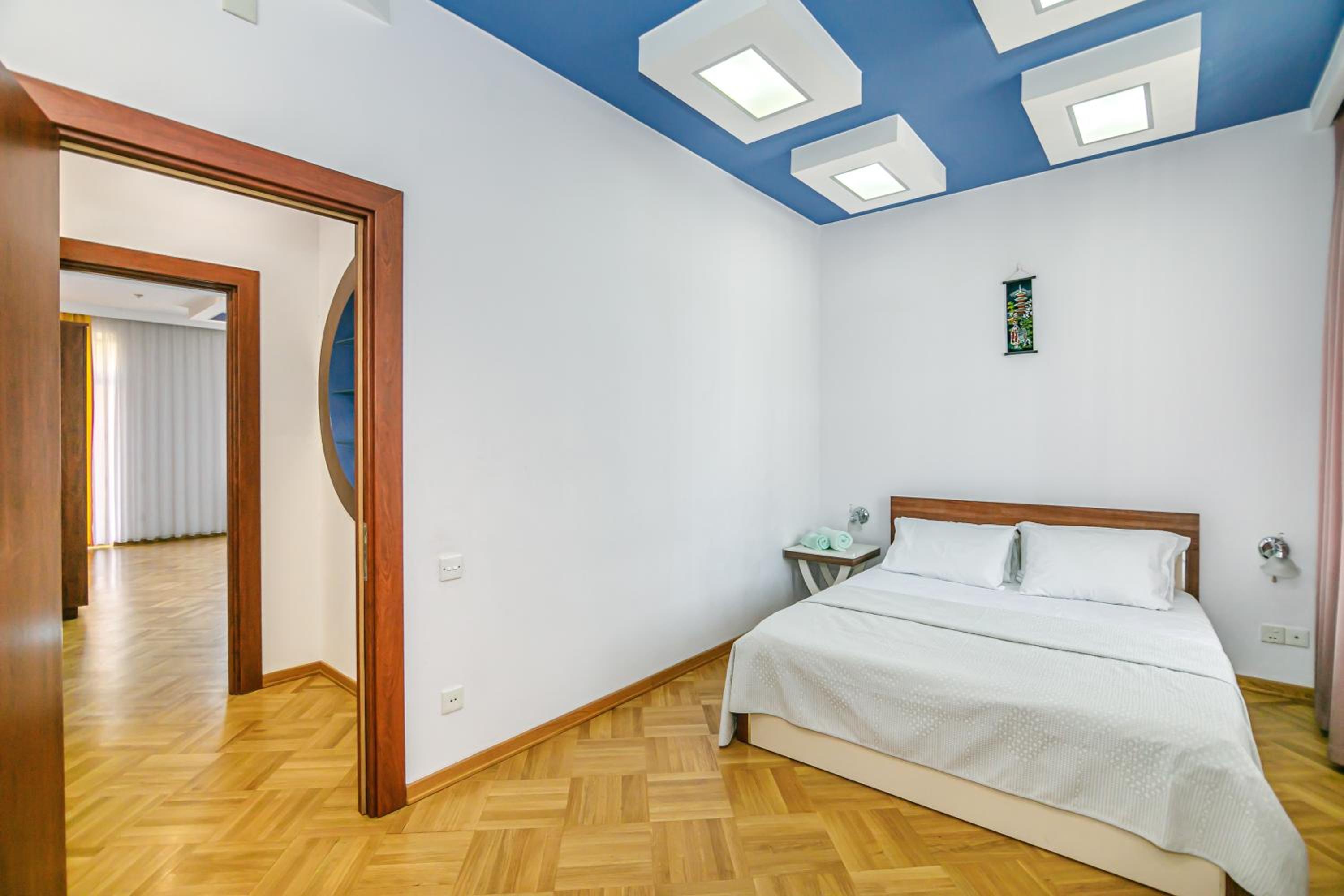 MAGNIUM Apartment in Nizami st