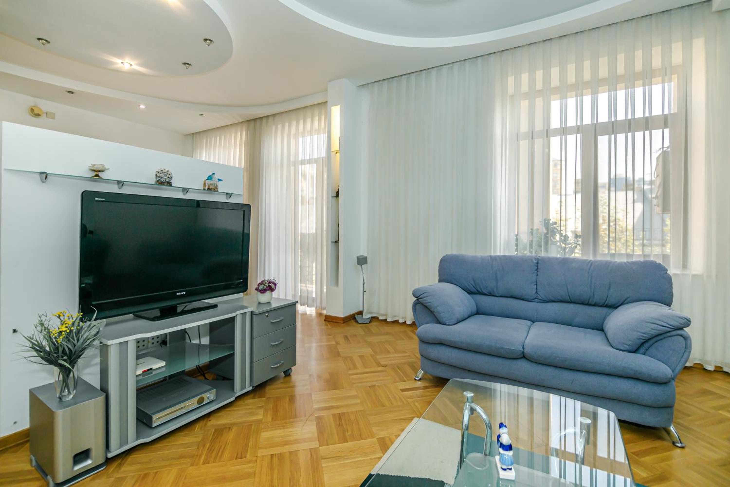 MAGNIUM Apartment in Nizami st