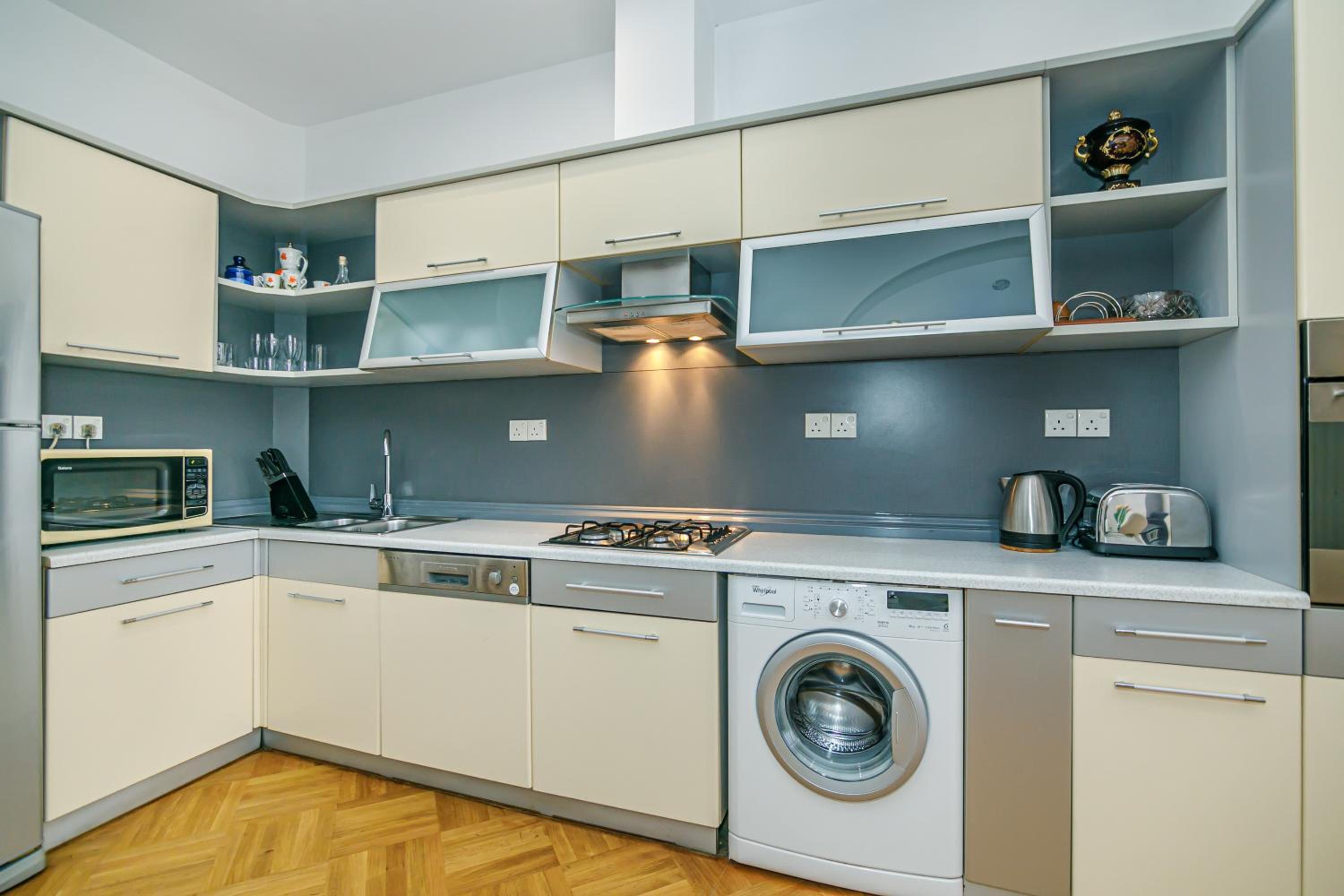MAGNIUM Apartment in Nizami st