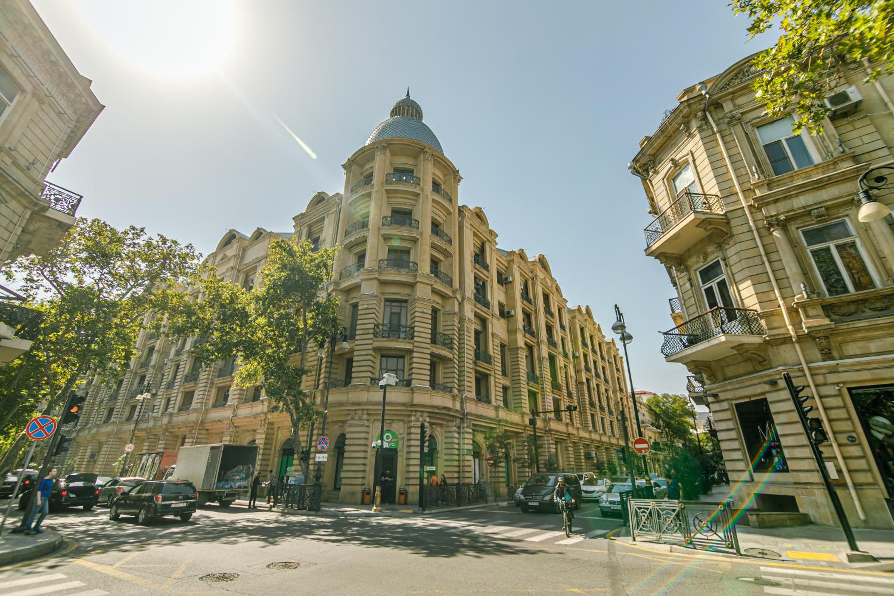 MAGNIUM Apartment in Nizami st